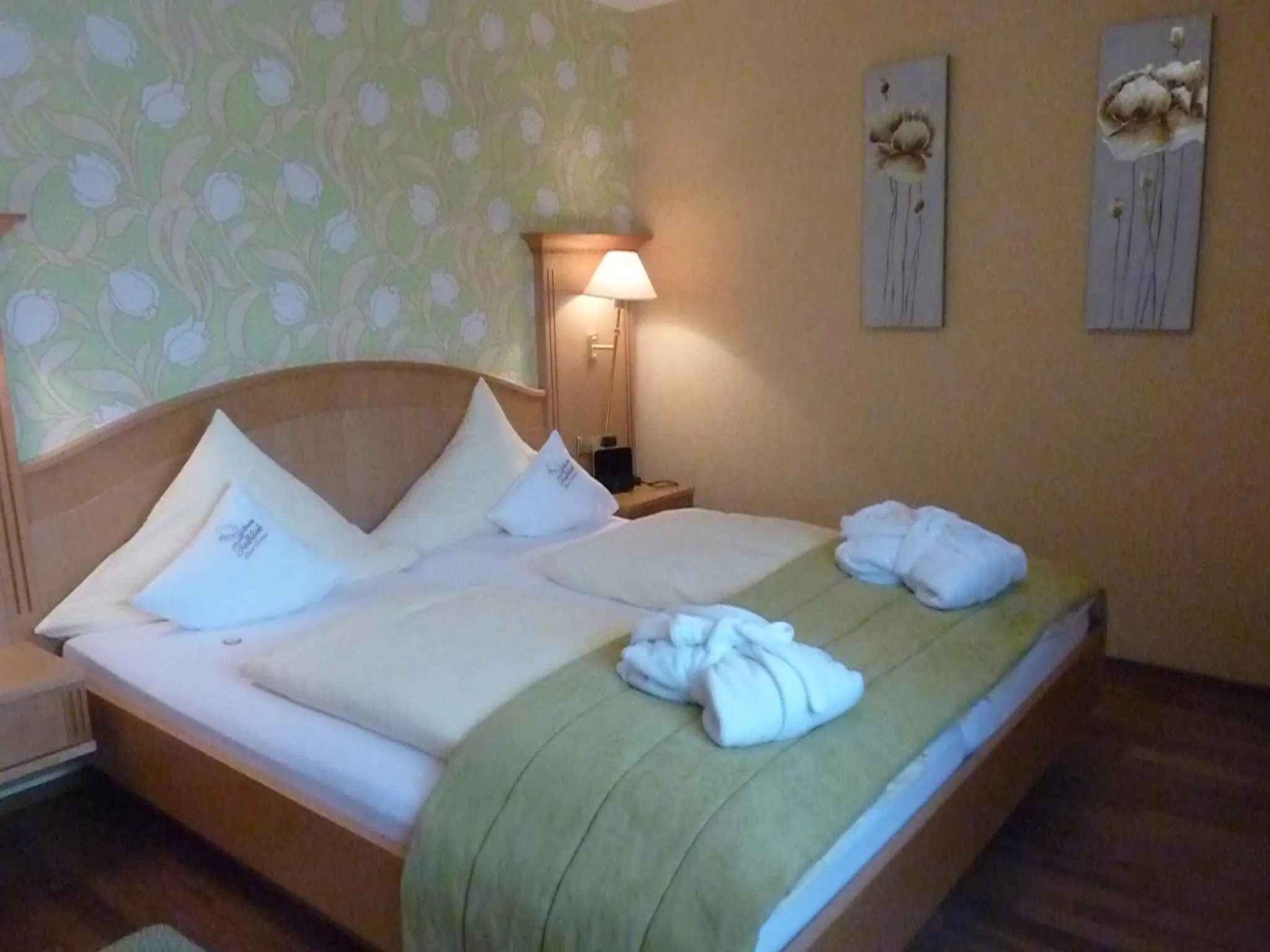 Bed in Landhotel Talblick