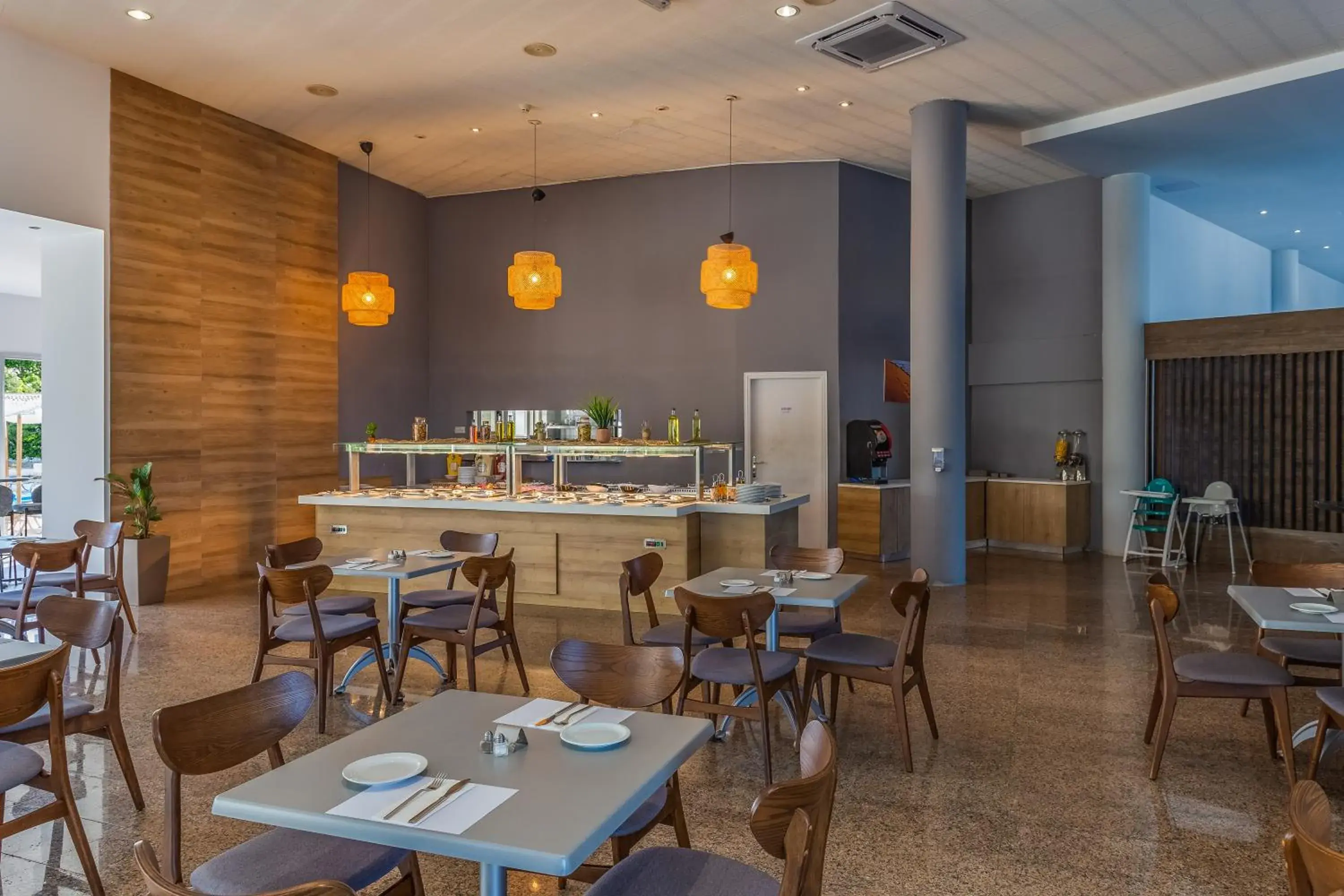 Restaurant/places to eat in Toxotis Hotel Restaurant/places to eat in Toxotis Hotel