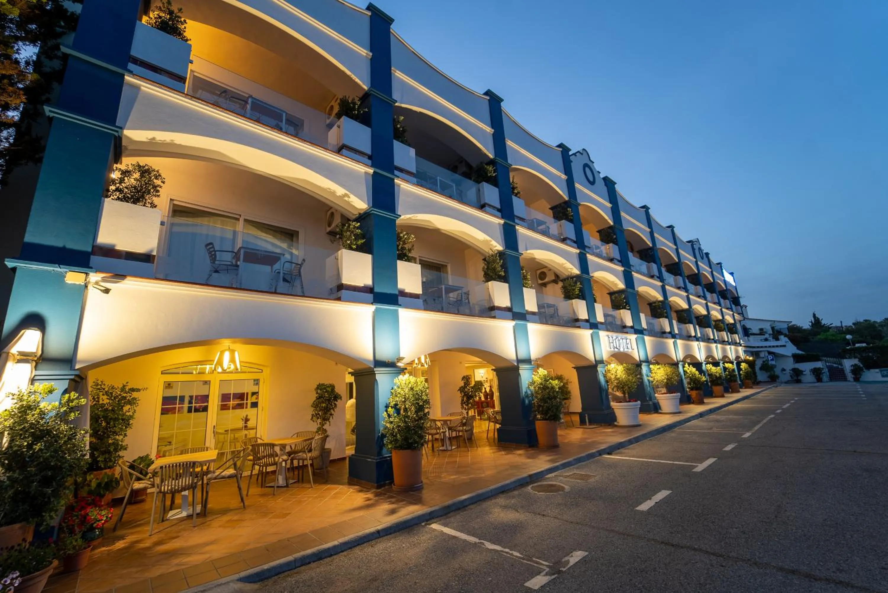 Night in Hotel Piedra Paloma