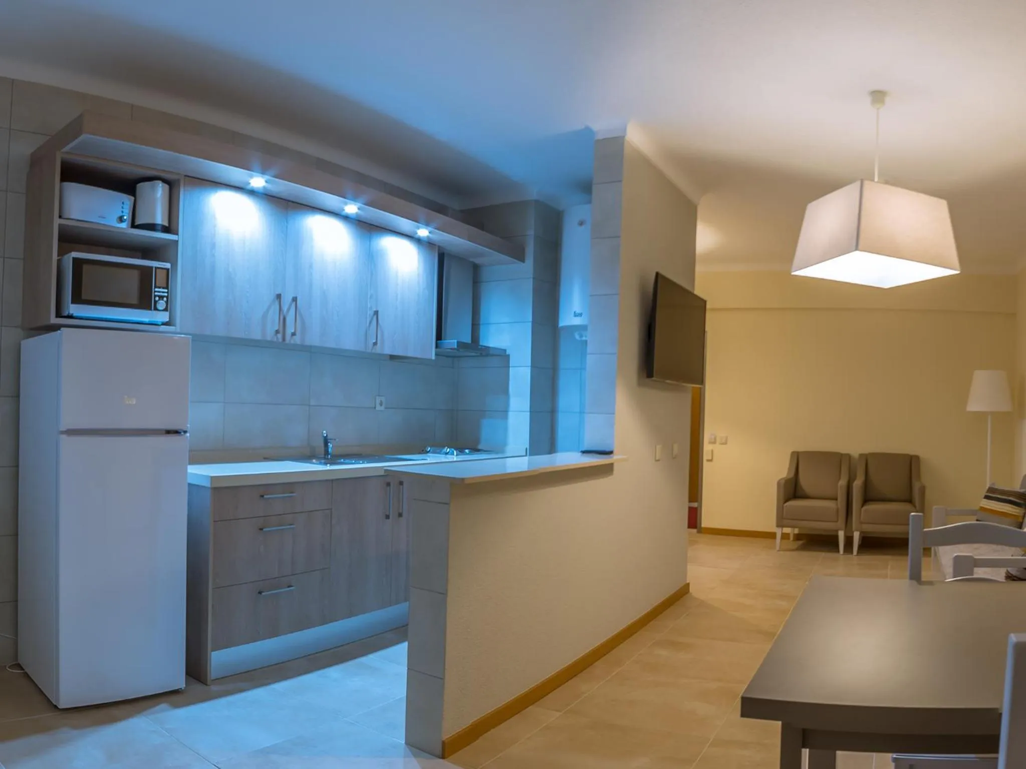 Kitchen or kitchenette in Flor Da Rocha