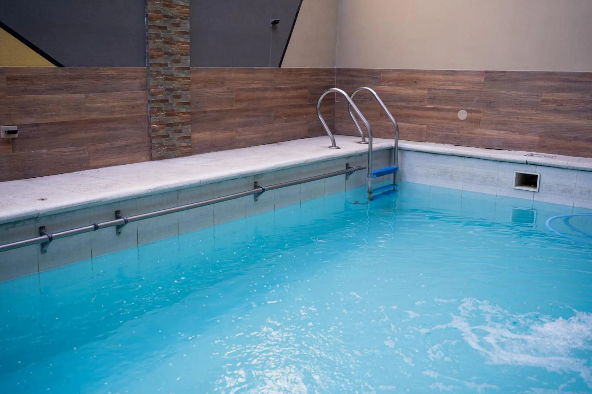 Swimming pool in Hotel Marilian