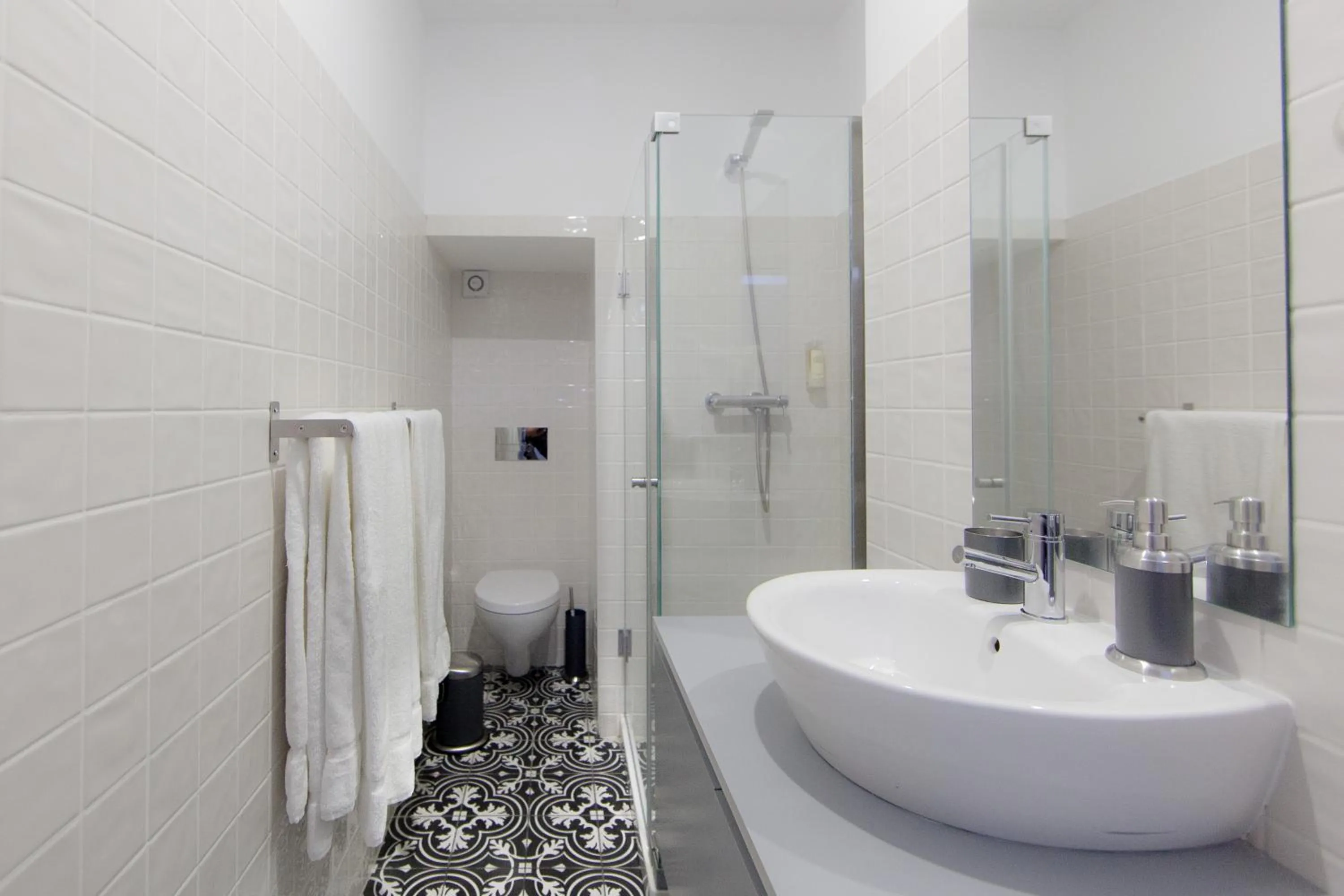 Shower in Citybreak-apartments Coliseu