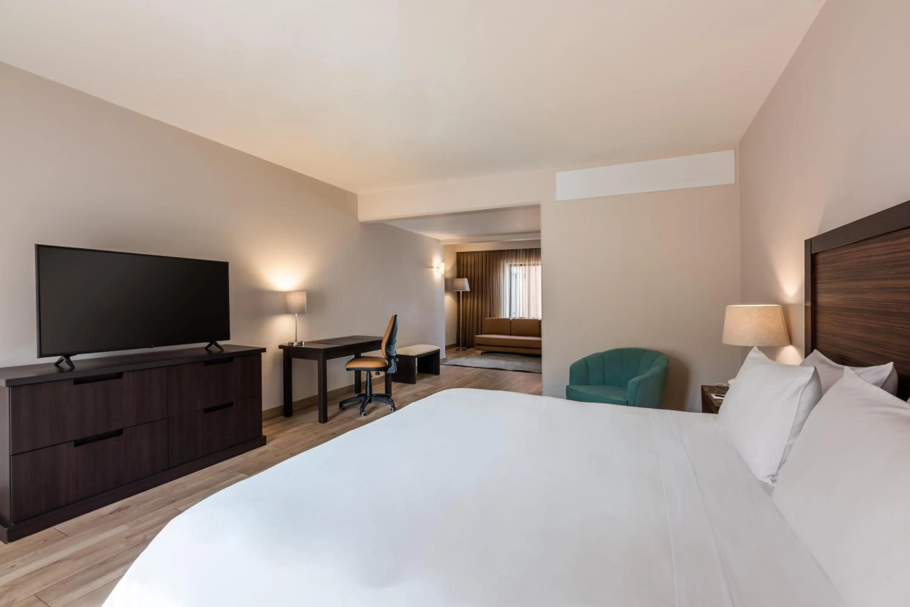 Photo of the whole room, Bed in Hotel Morrison Zona Rosa