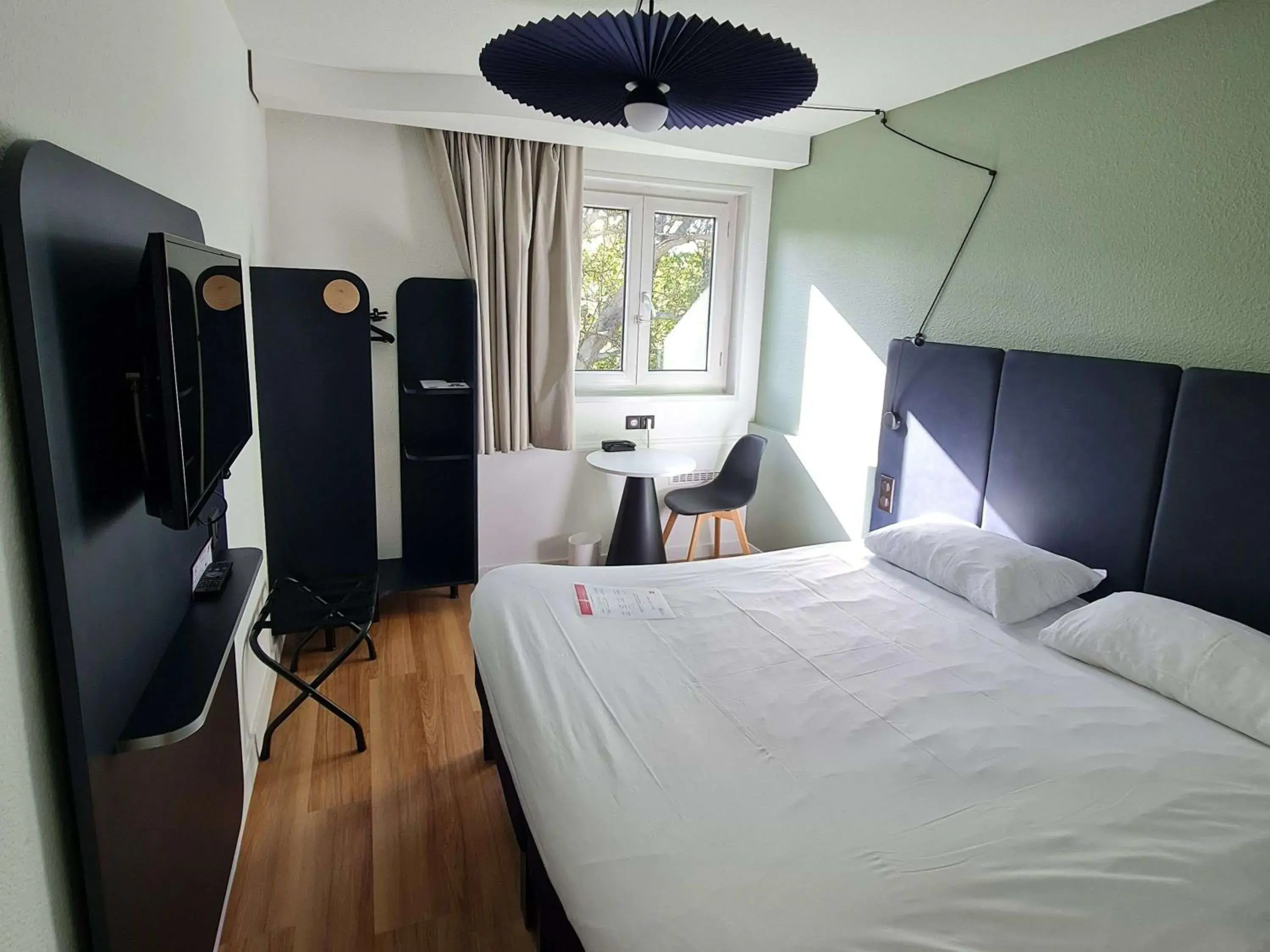 Bedroom, Bed in ibis Vannes Bedroom, Bed in ibis Vannes