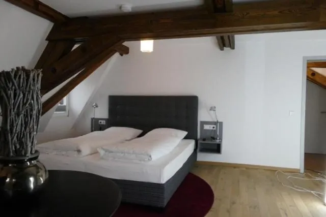 Bed in Hotel Ottheinrich