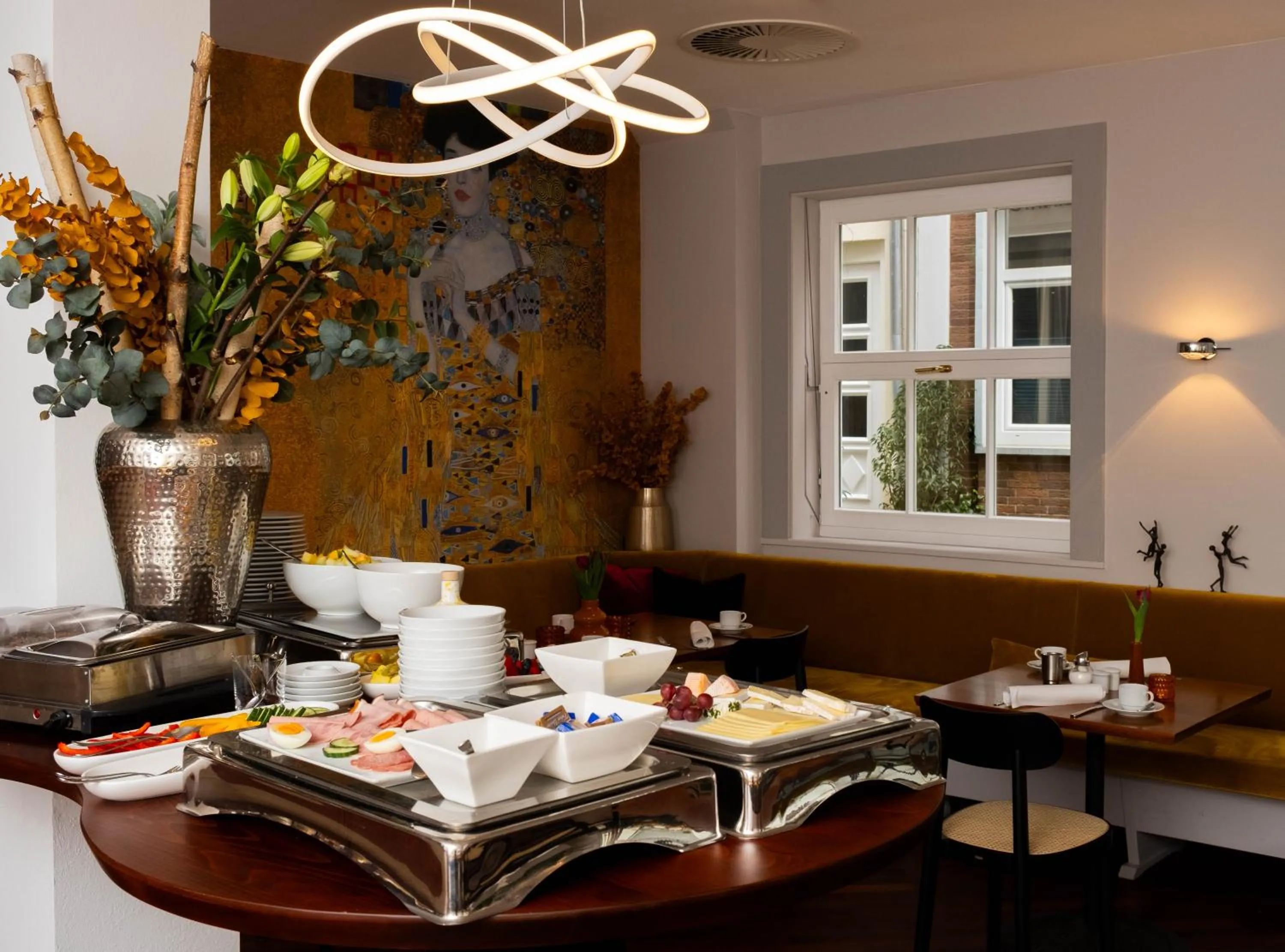 Breakfast in Hotel Ottheinrich