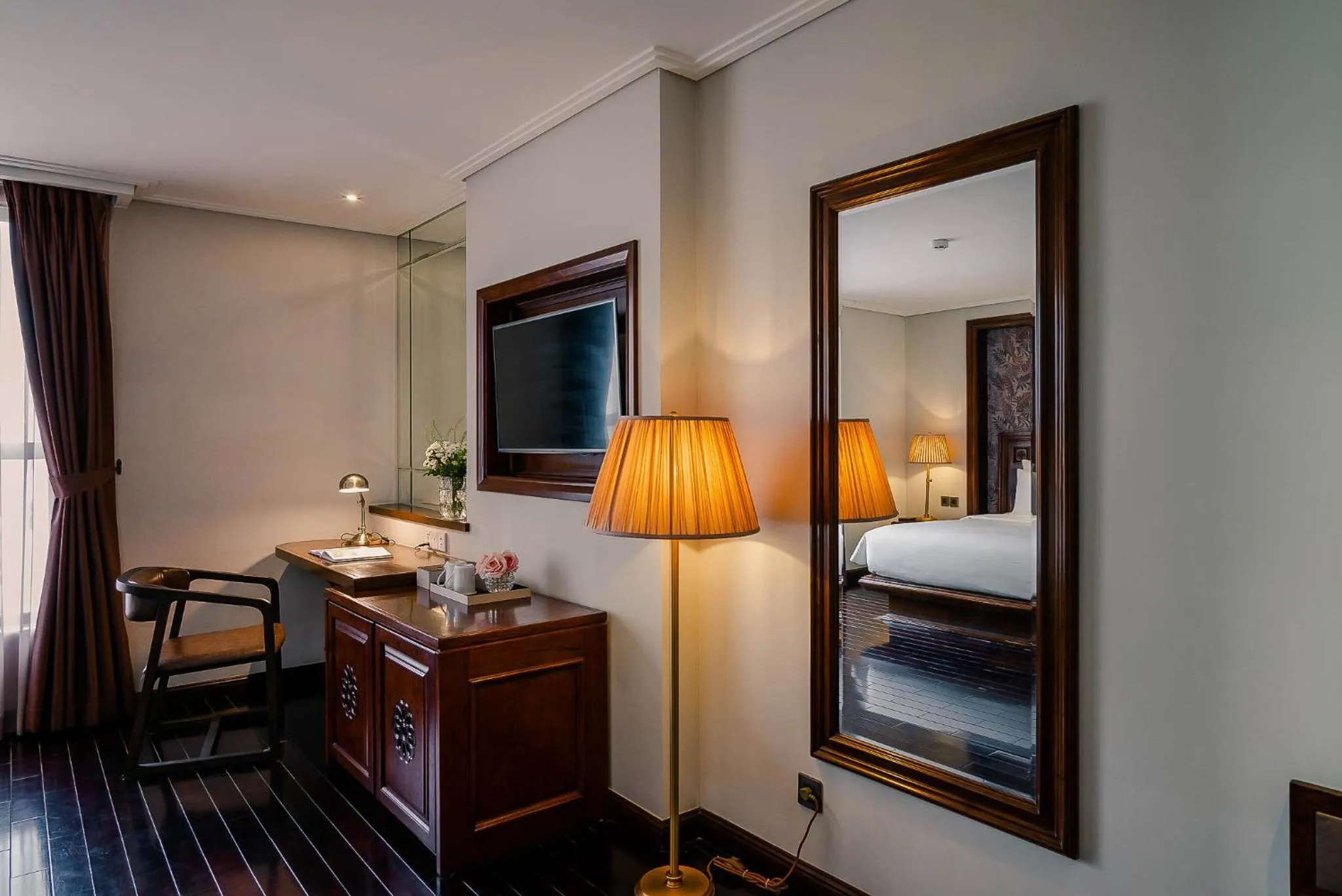 Bed in Le Jardin Hotel Haute Couture