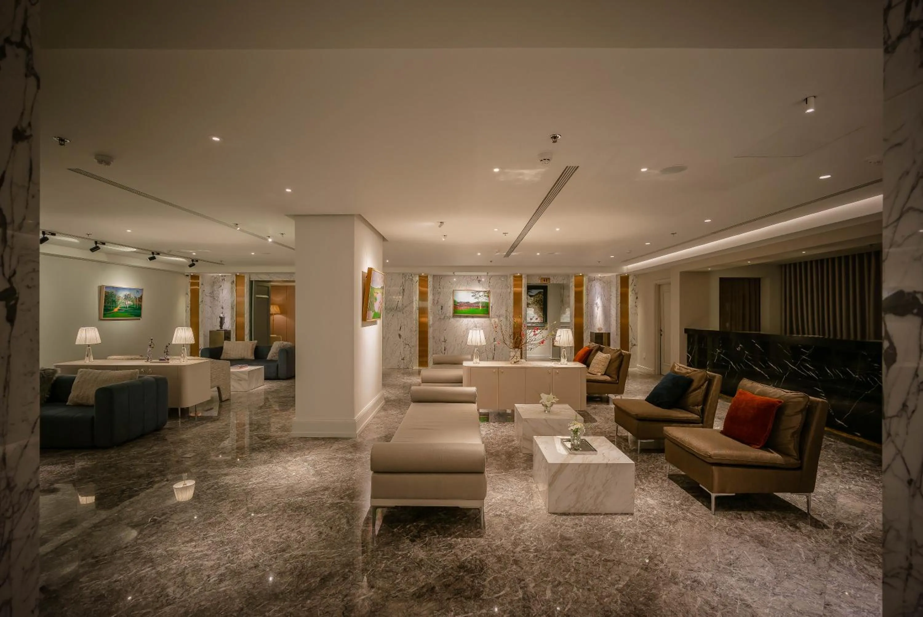 TV and multimedia in Le Jardin Hotel Haute Couture