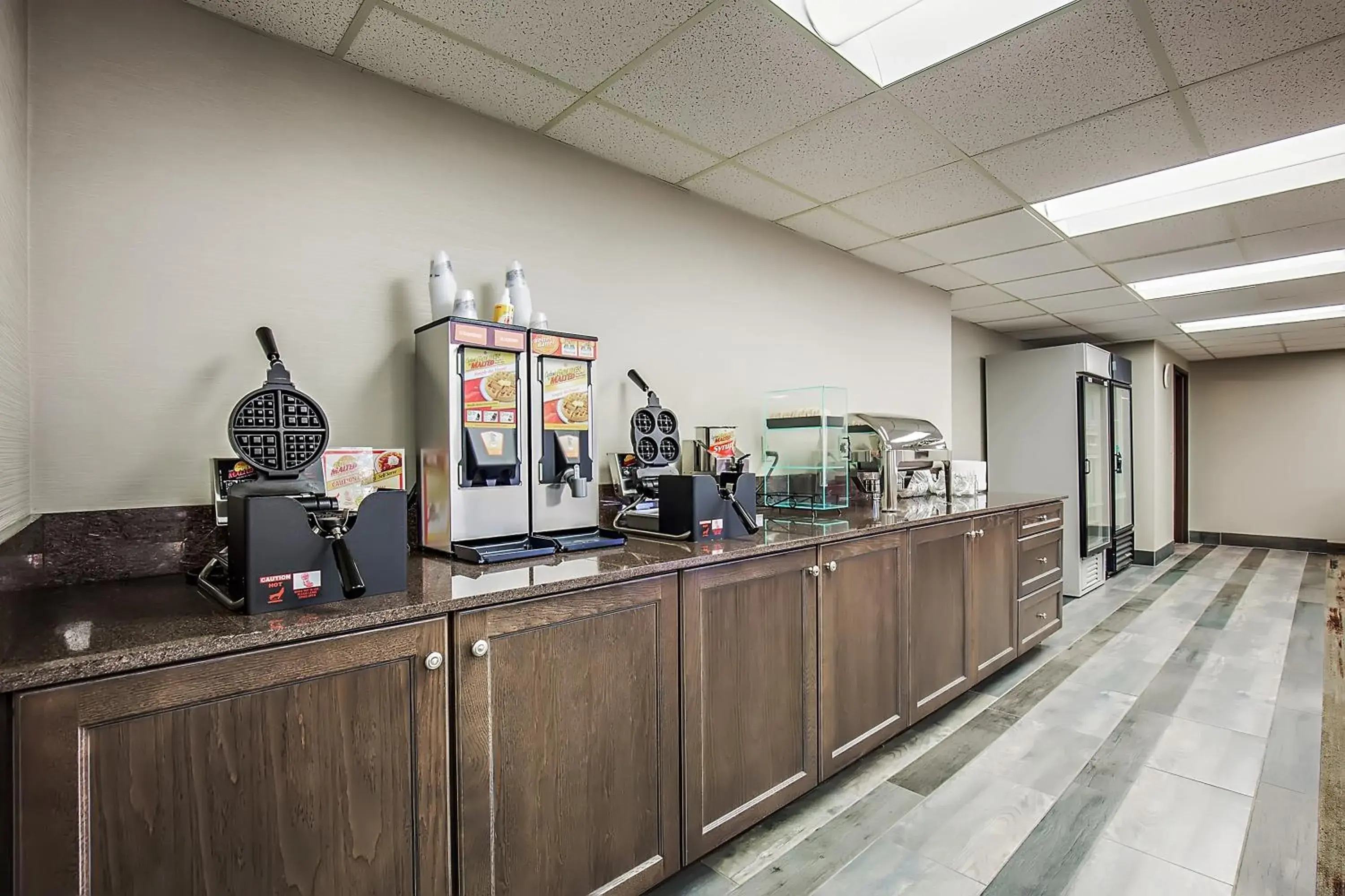 Breakfast in Third Street Inn Breakfast in Third Street Inn