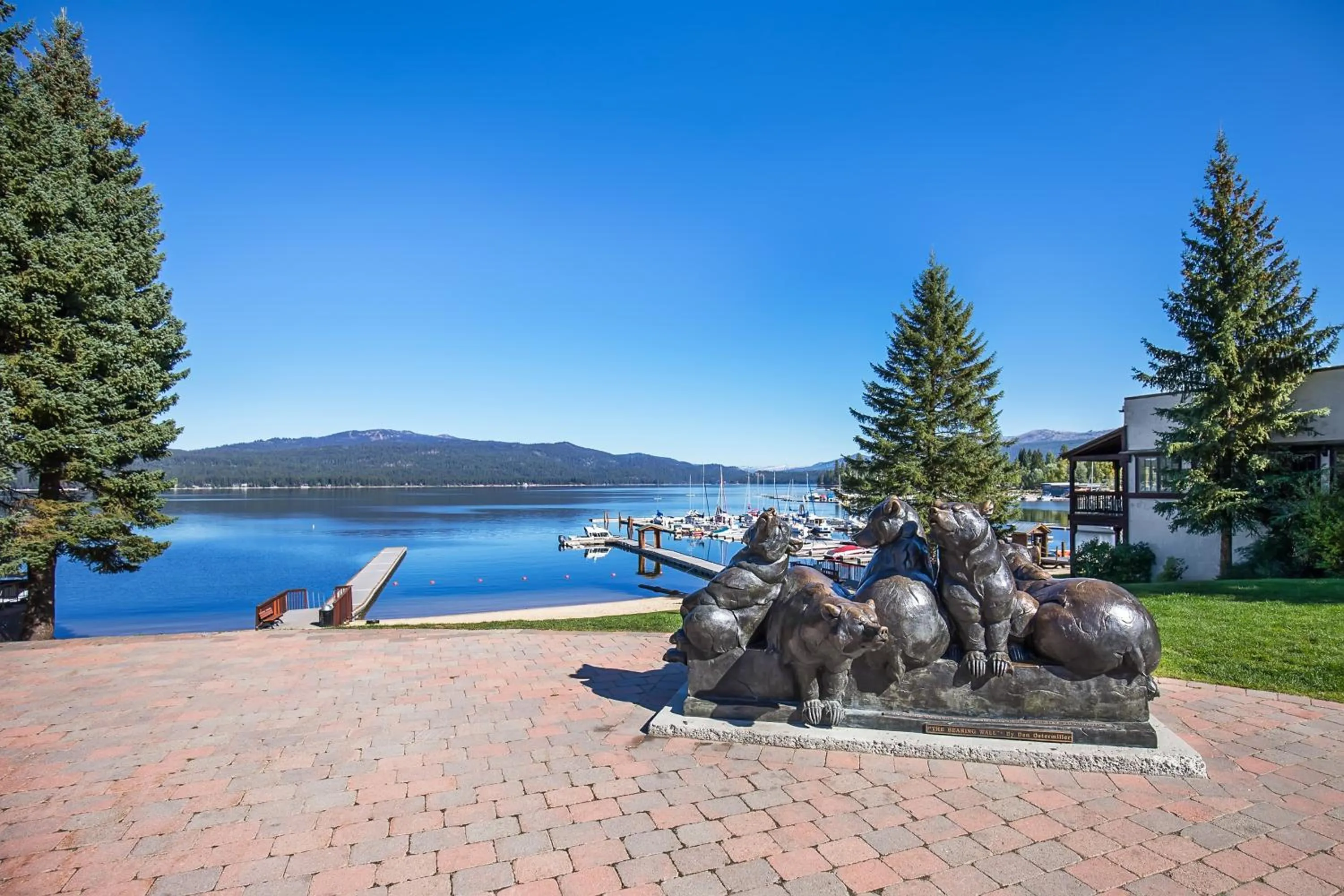 Nearby landmark in Third Street Inn