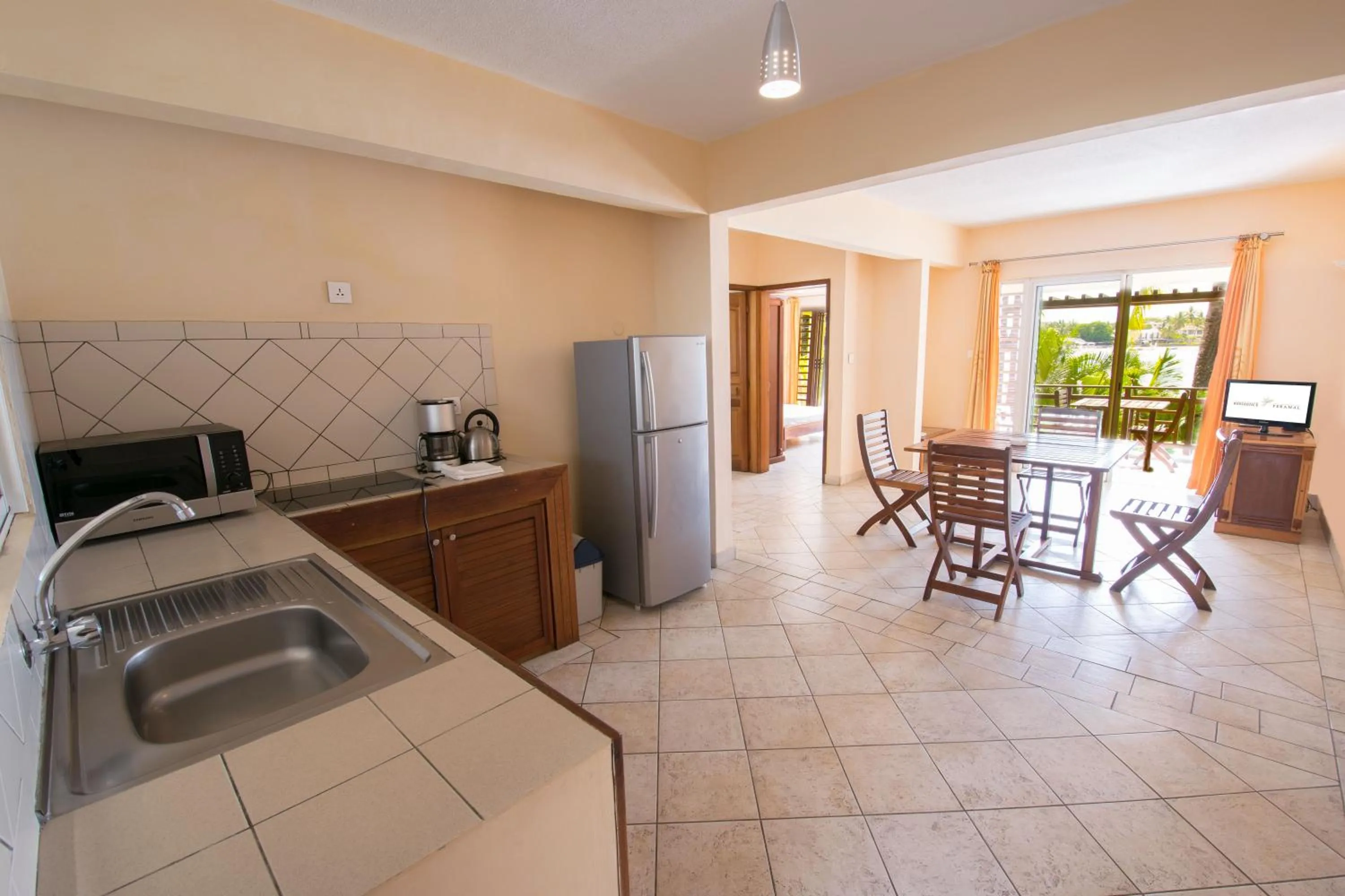 Shower in Residence Peramal