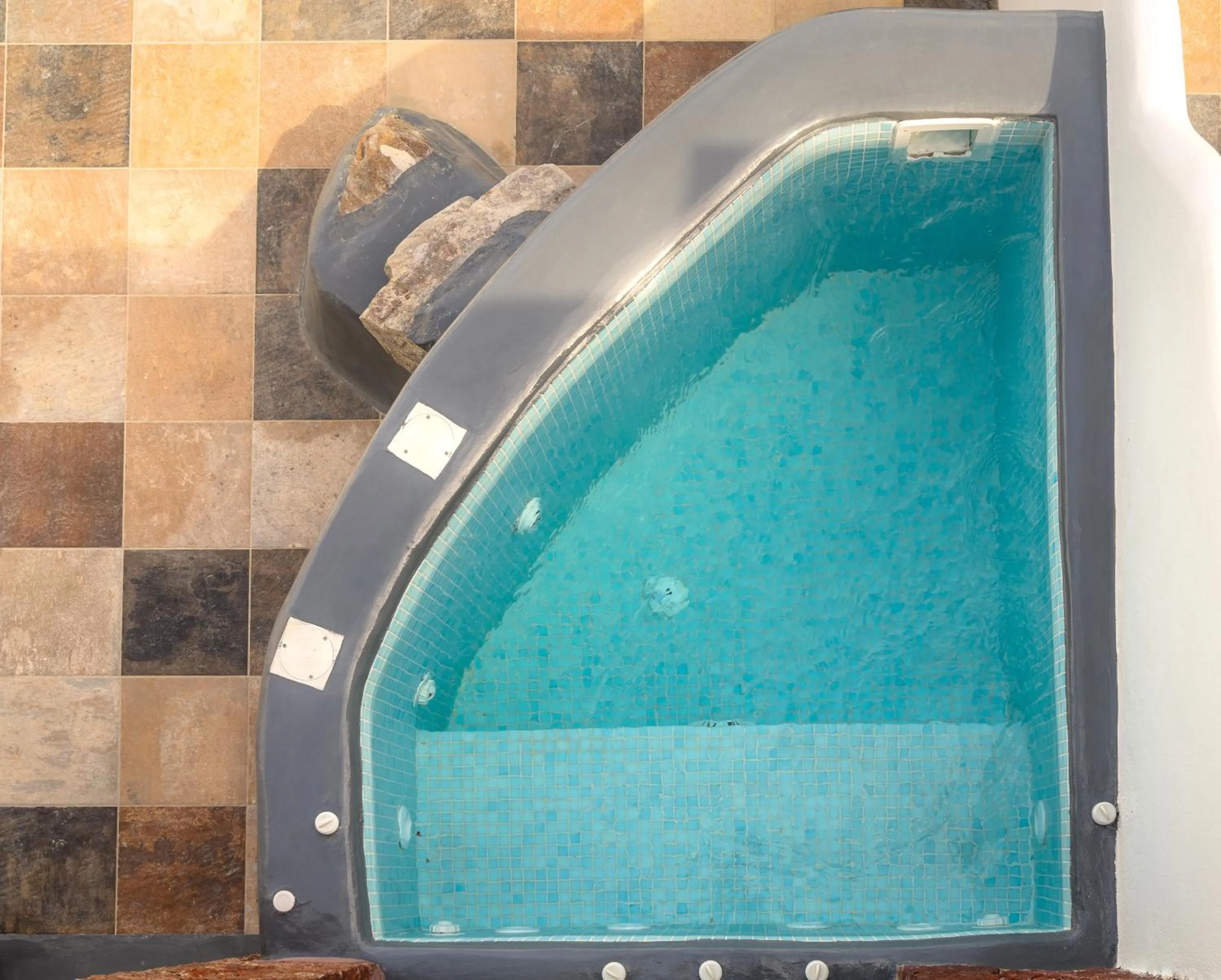 Hot Tub in Secret Legend Suites