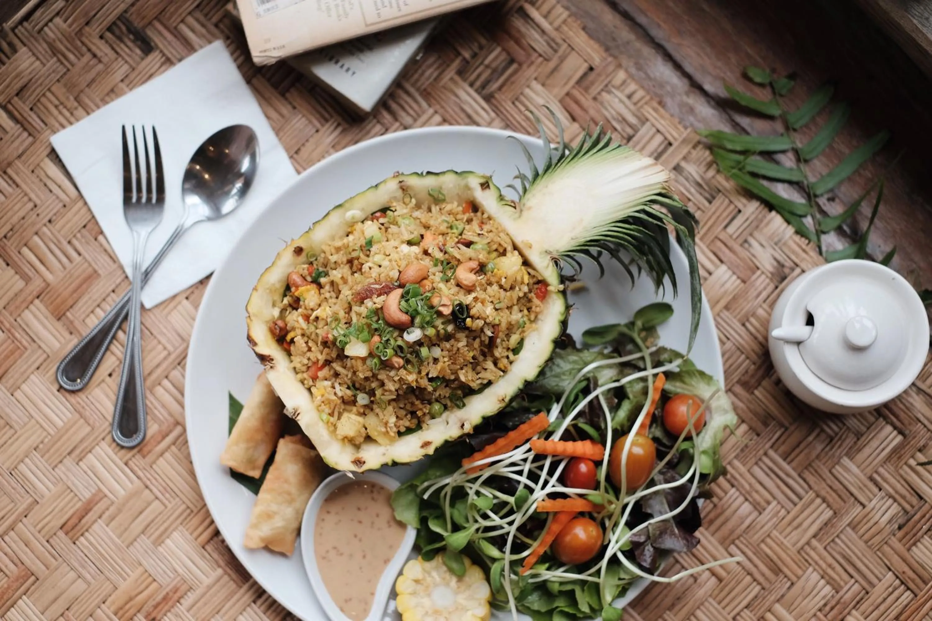 Food in Buri Gallery House