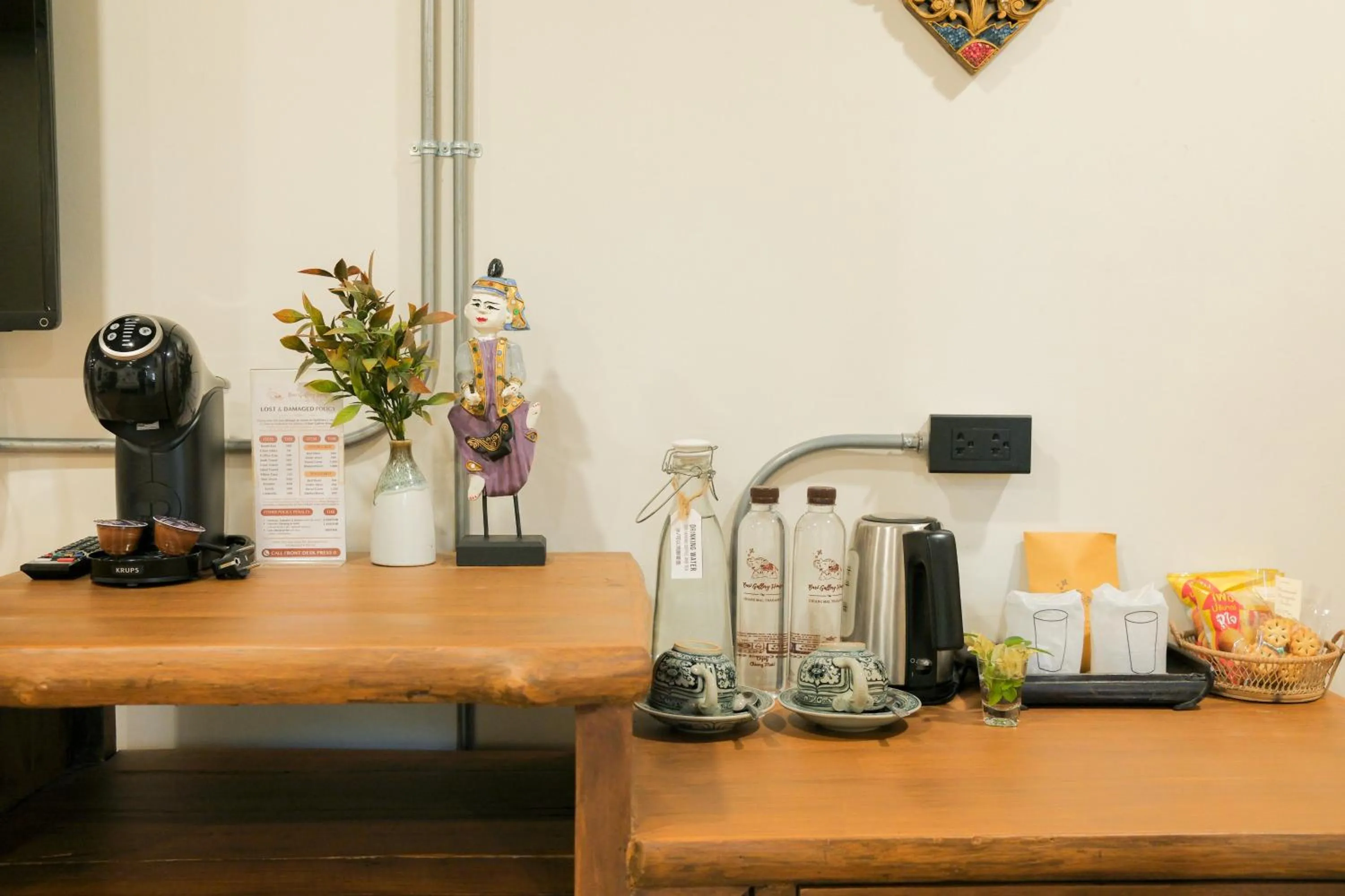 Coffee/tea facilities in Buri Gallery House