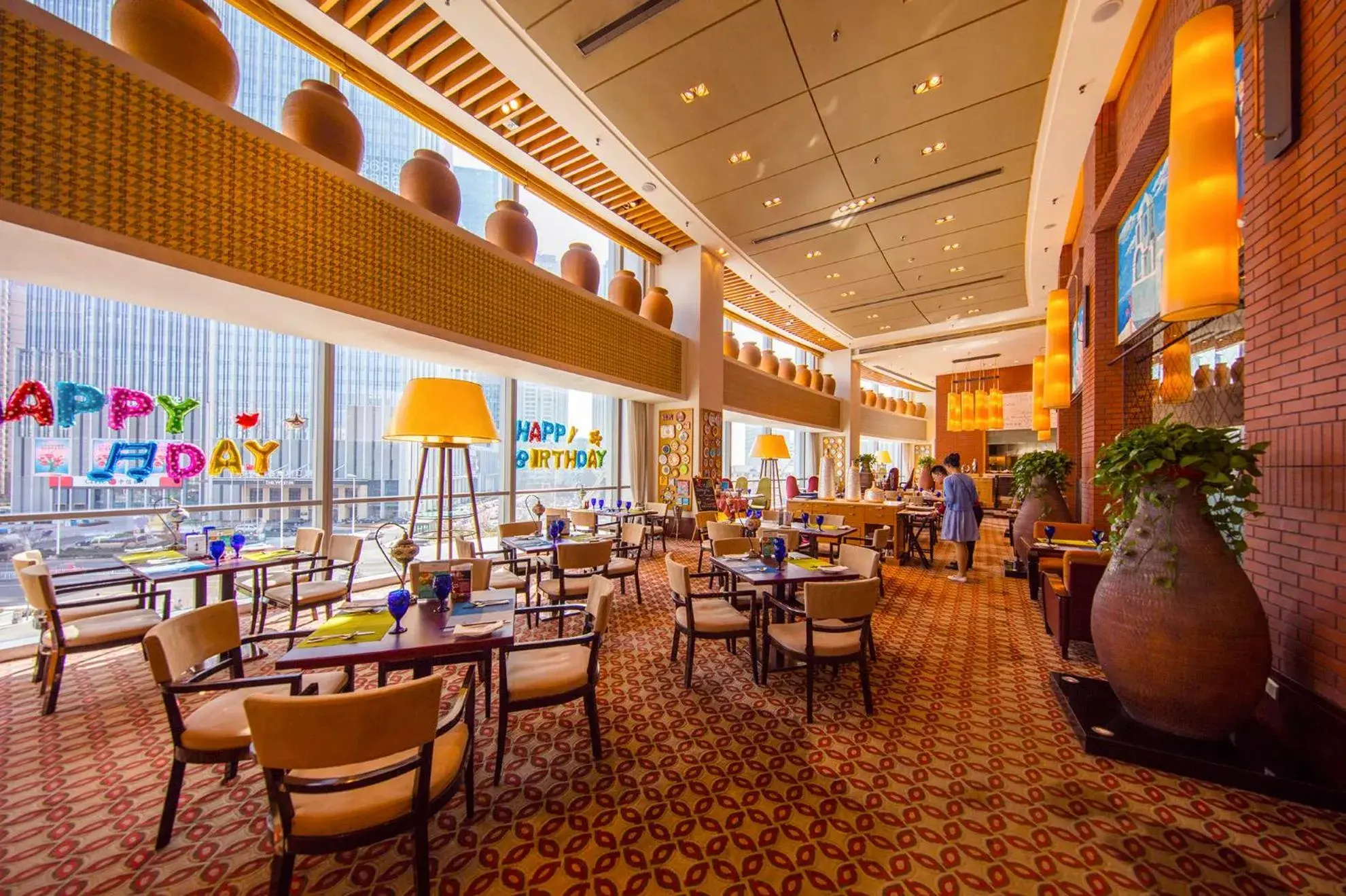 Restaurant/places to eat in Shangri-La Qingdao Restaurant/places to eat in Shangri-La Qingdao