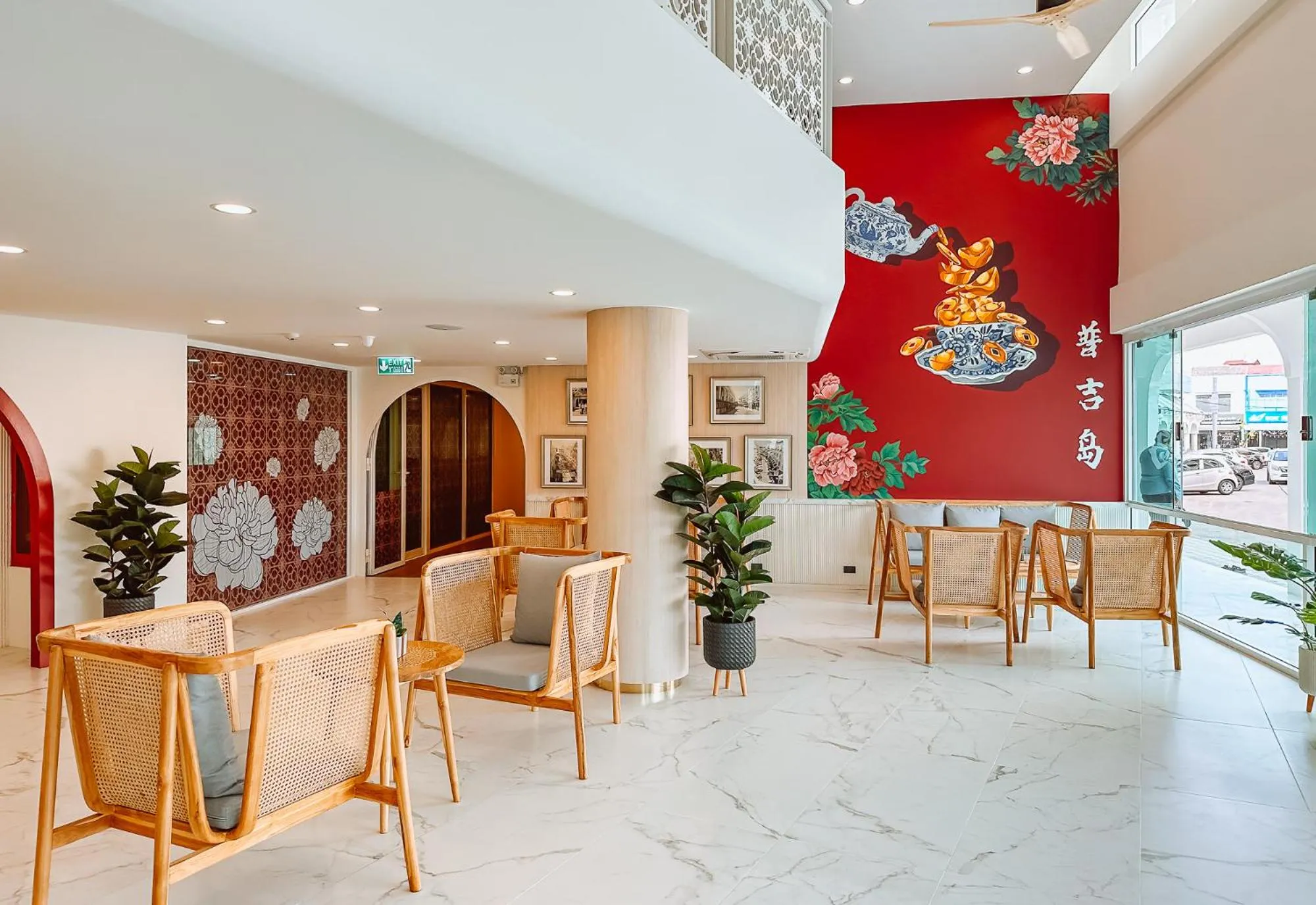 Seating area in Hotel Midtown Ratsada