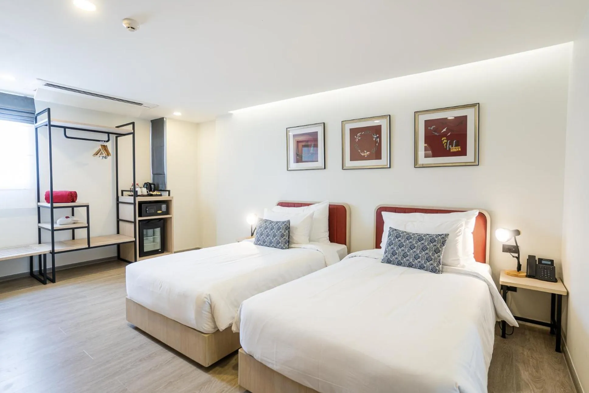 Bedroom, Bed in Hotel Midtown Ratsada