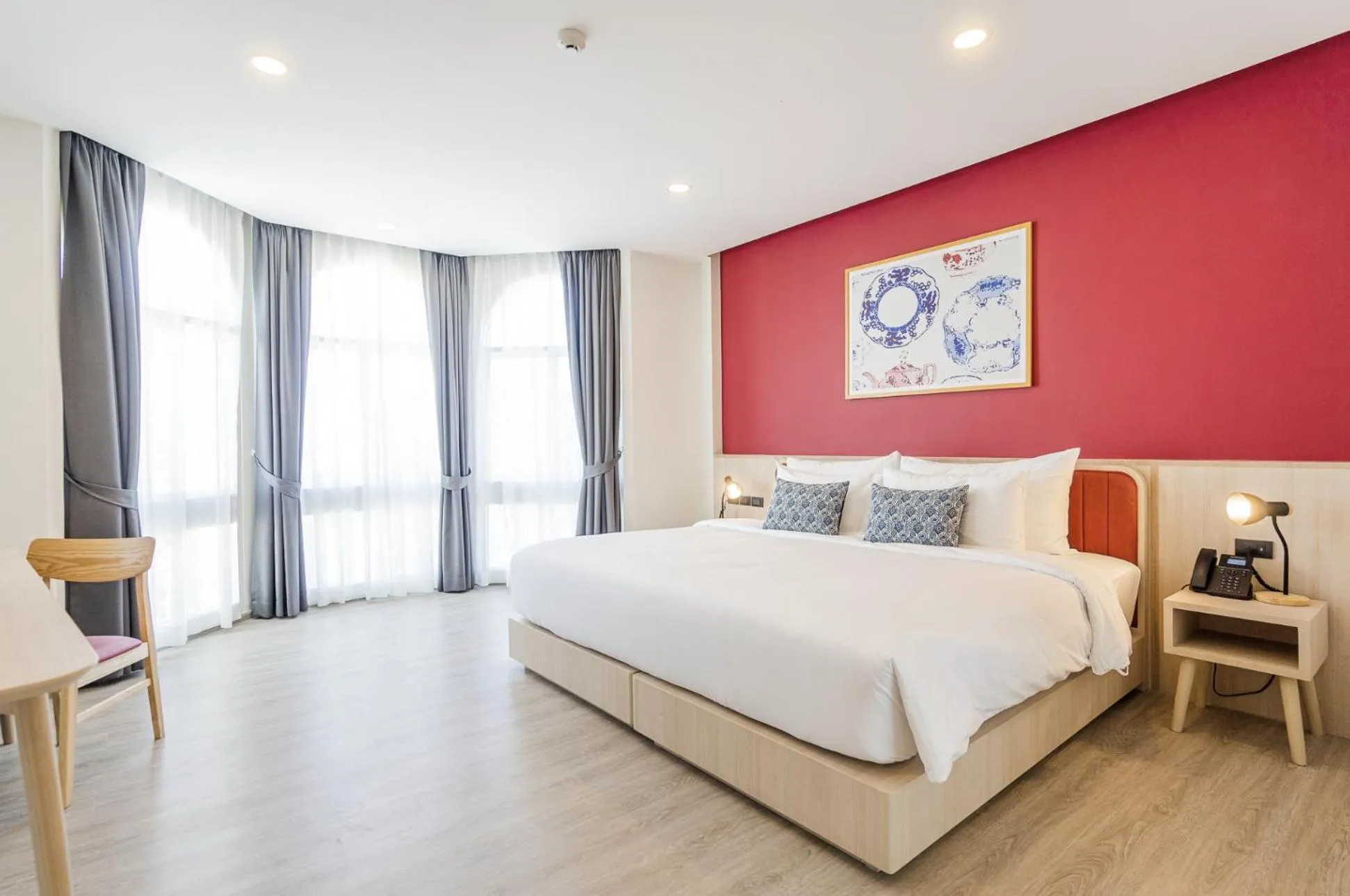 Bedroom, Bed in Hotel Midtown Ratsada