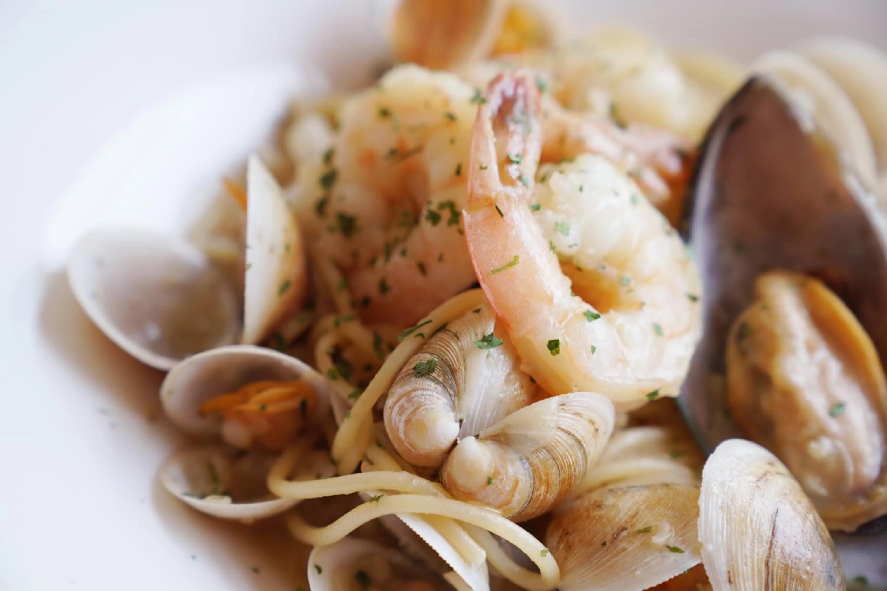 Restaurant/places to eat in GONGGAN Residence Hotel