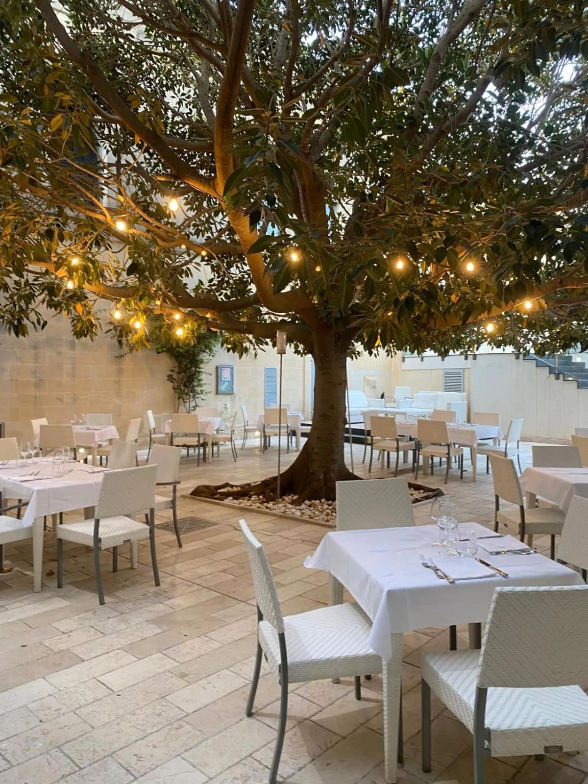 Patio in Arthotel & Park Lecce