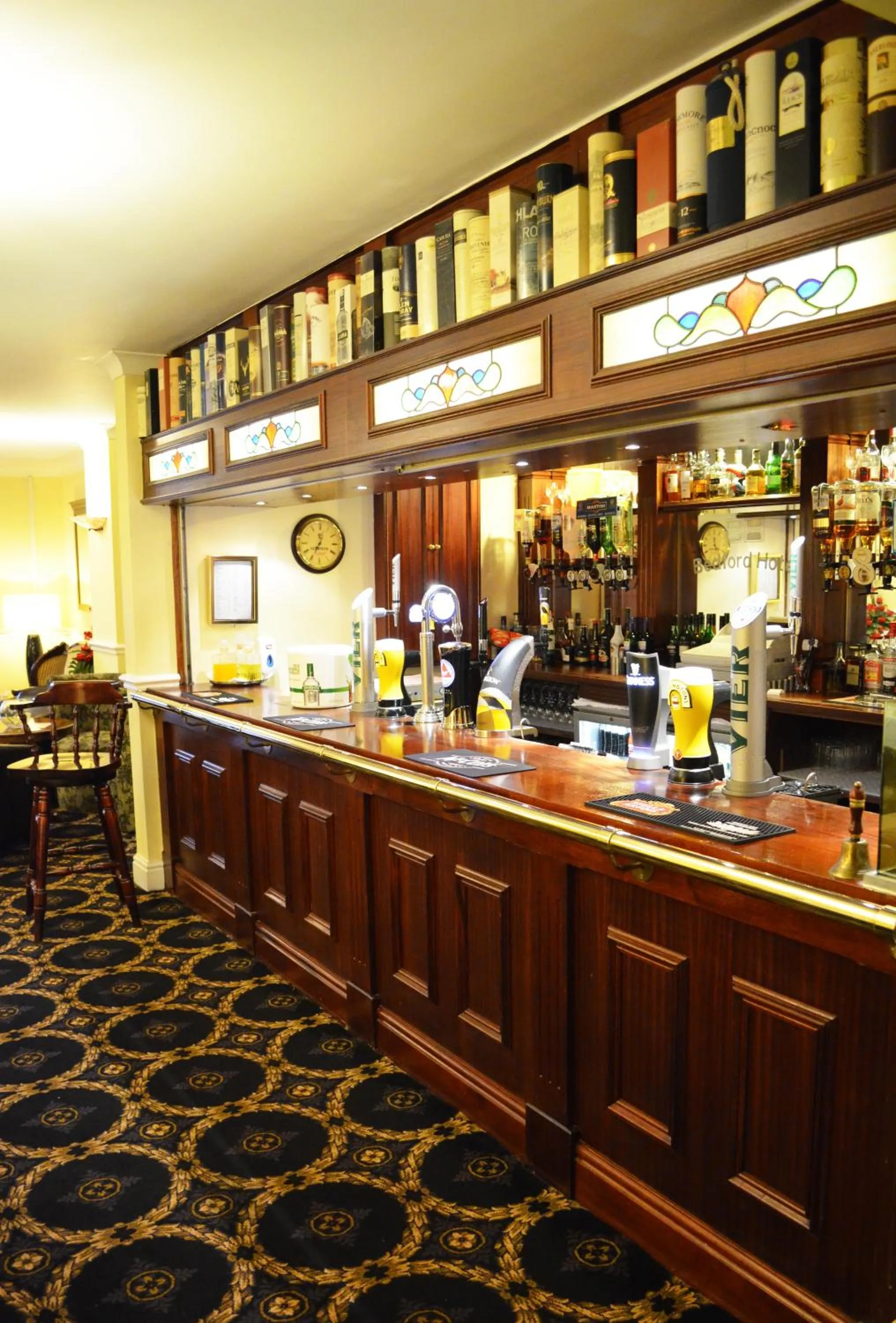 Lounge or bar in Bedford Hotel