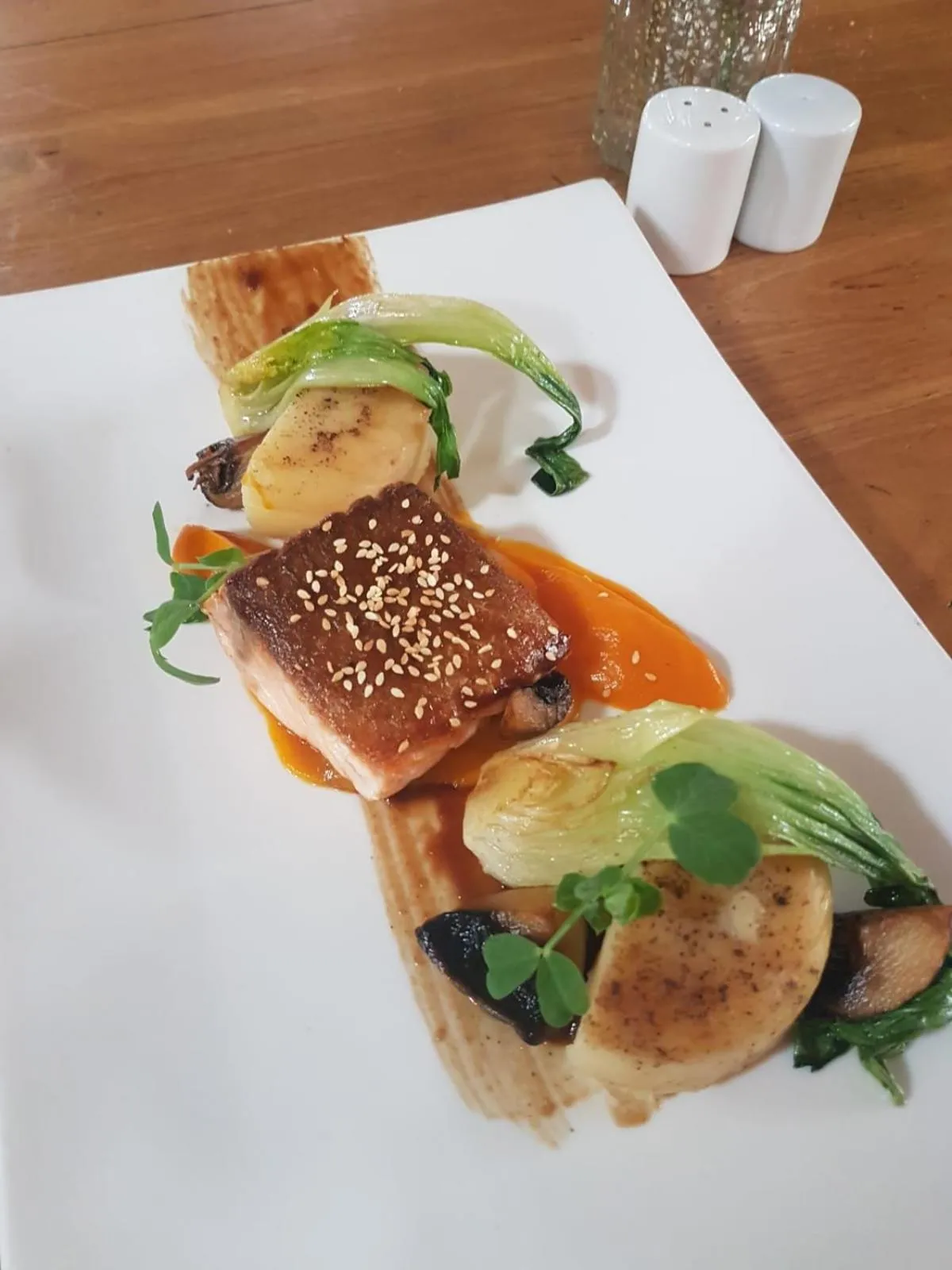 Dinner in The Cottage Hotel