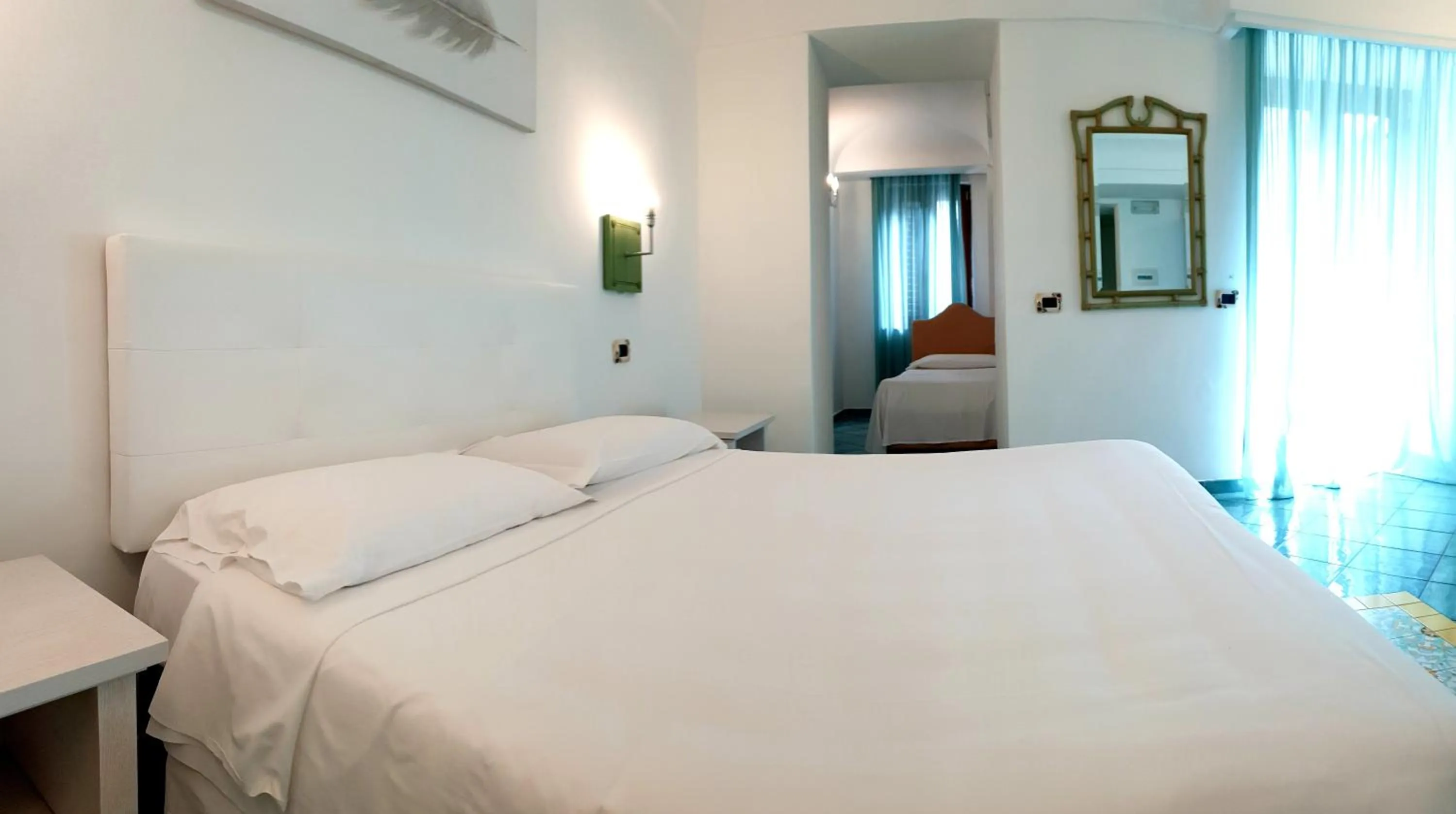 Bedroom, Bed in Hotel Myage