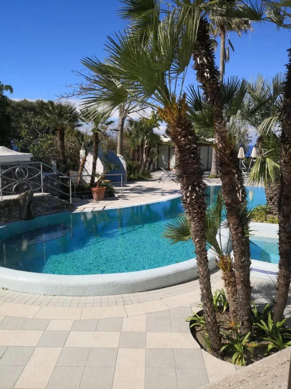 Pool view in Hotel Myage Pool view in Hotel Myage