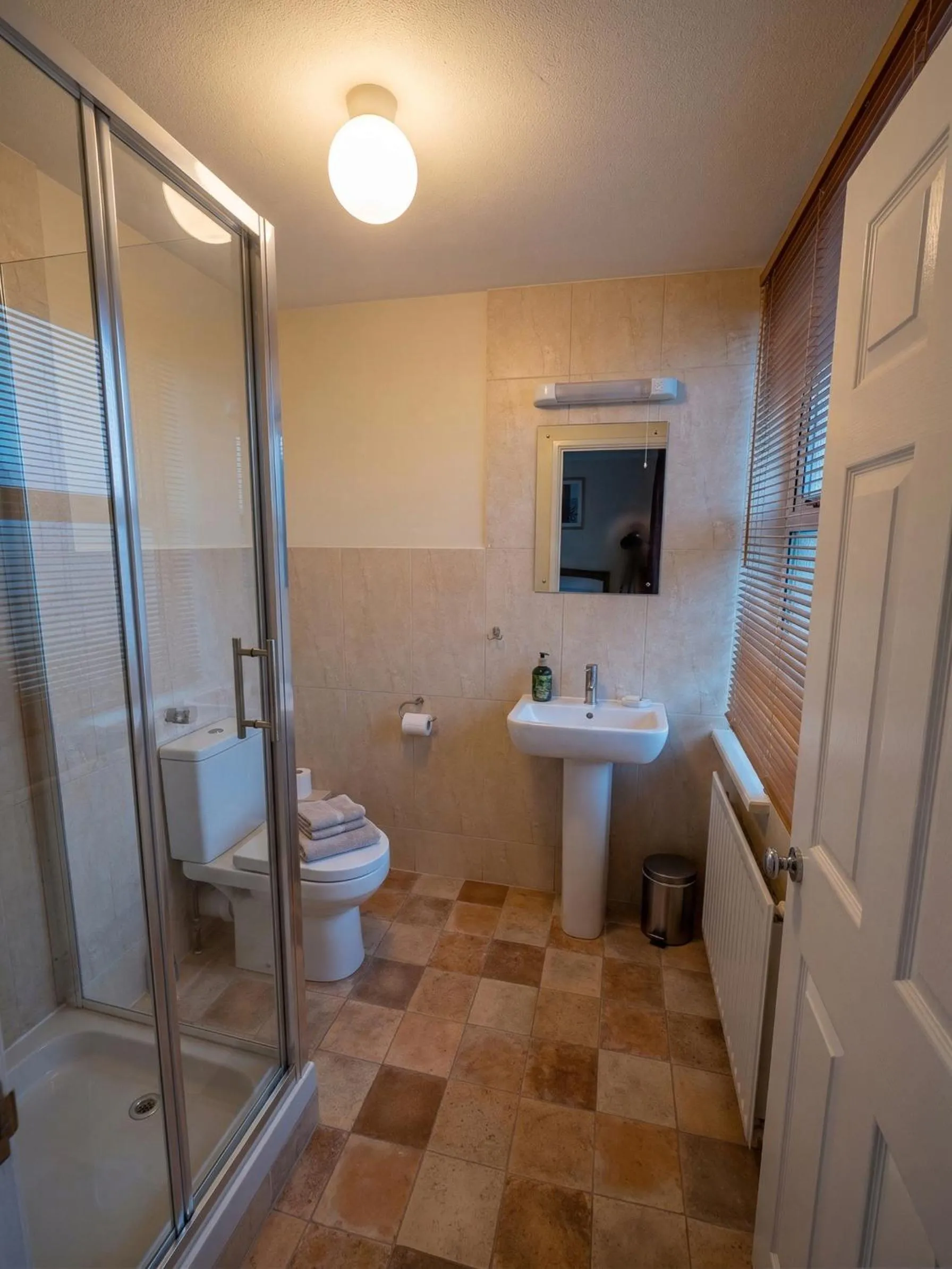 Bathroom in Trevellis Bed and Breakfast