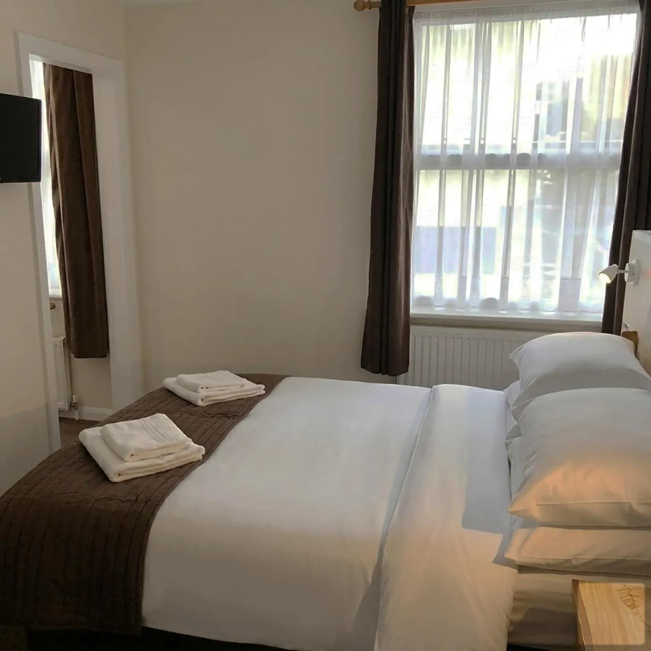 Bedroom, Bed in Trevellis Bed and Breakfast