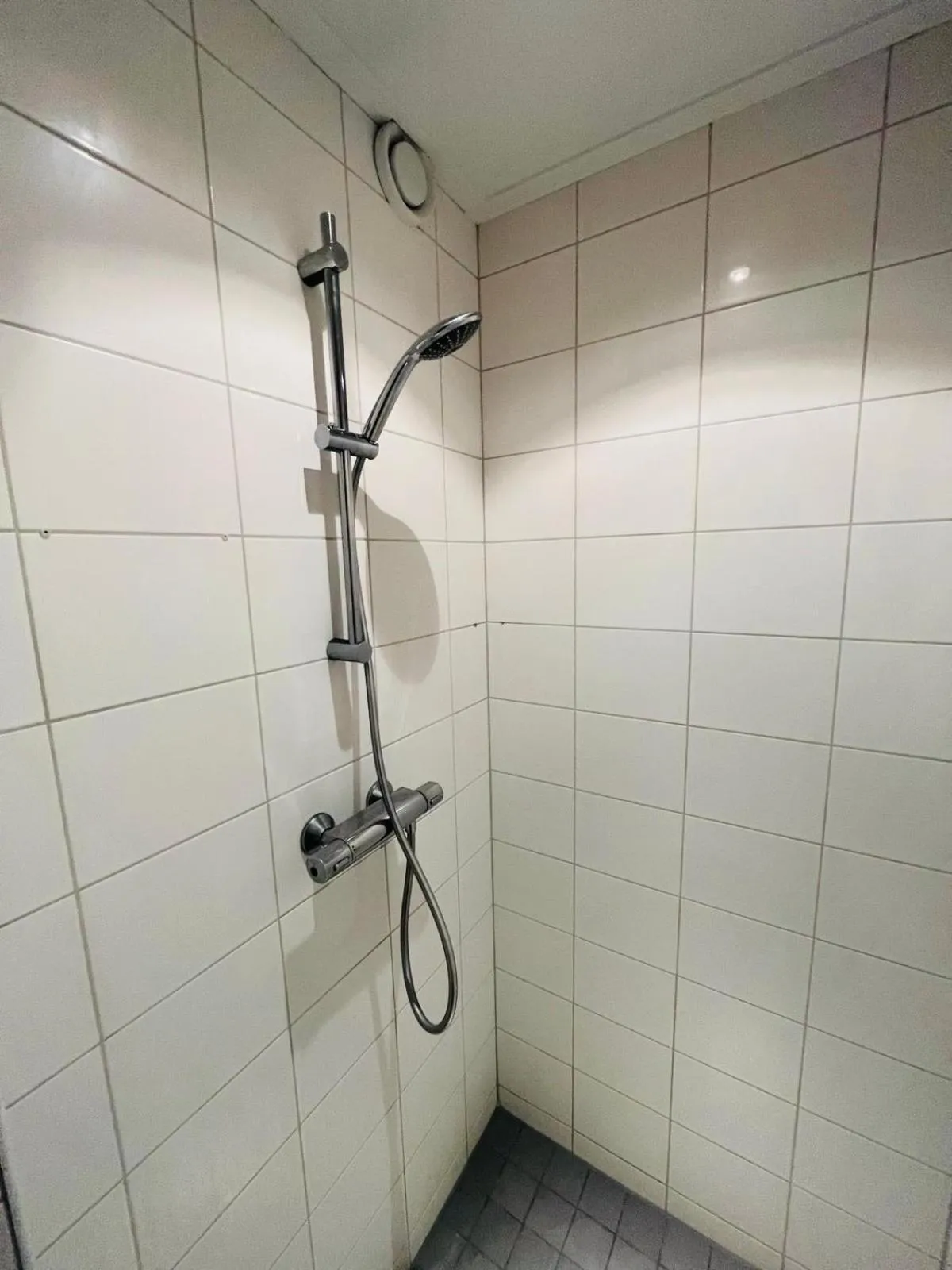 Shower in Aparthotel Le Provence