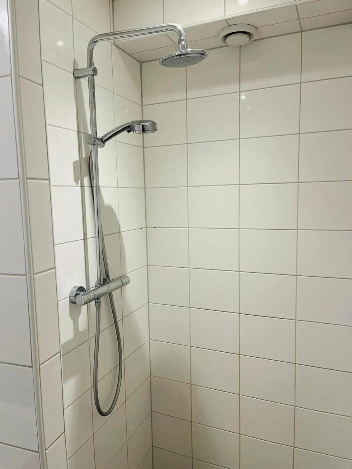 Shower in Aparthotel Le Provence