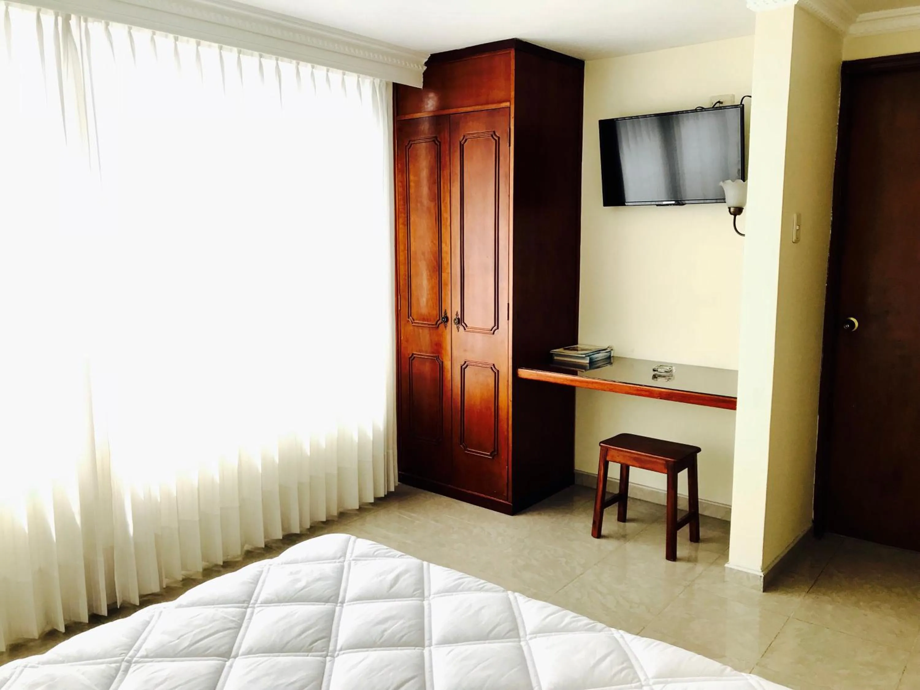 Bed in Hotel Azuay