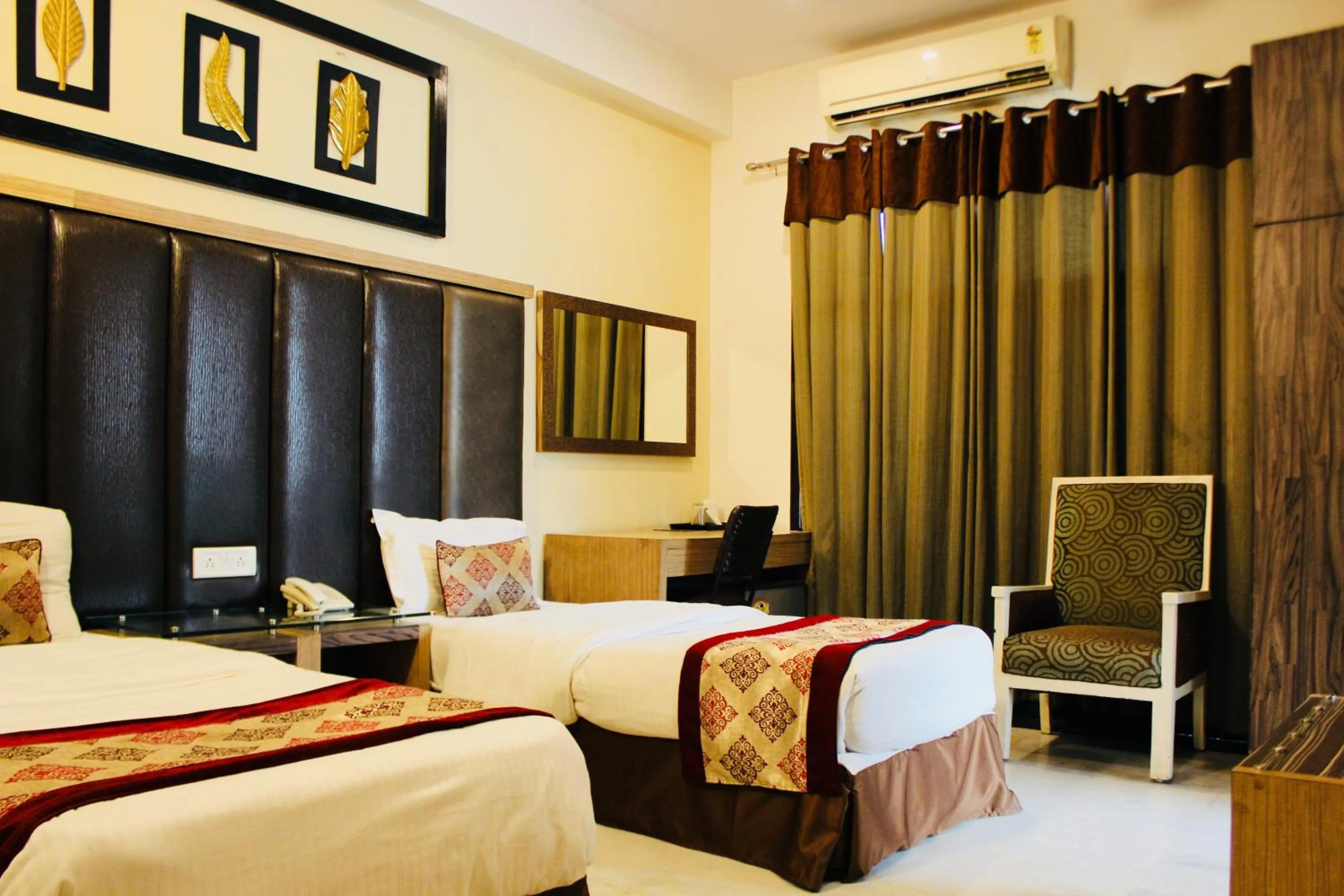 Photo of the whole room in Hotel Imperial Park