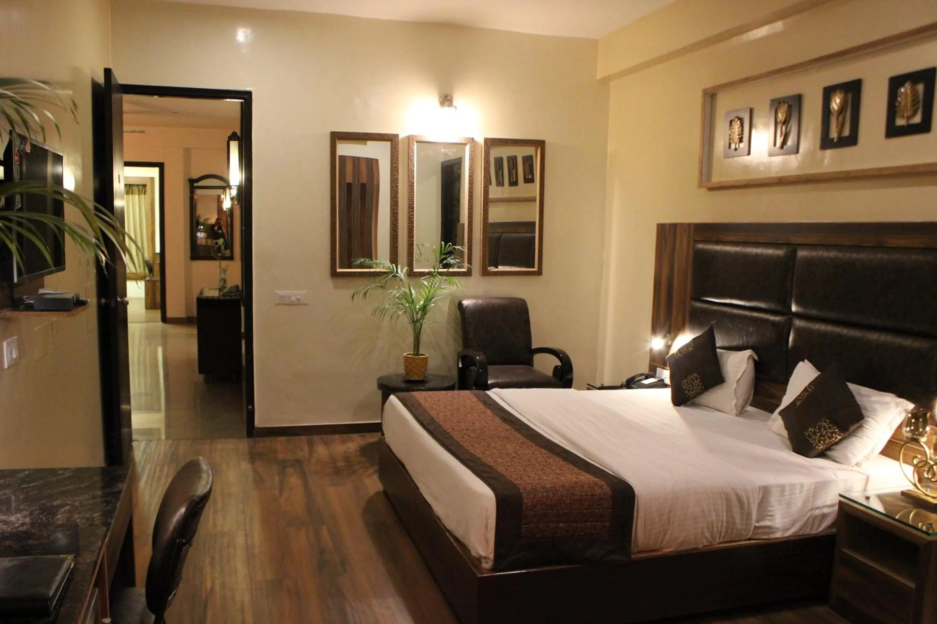 Photo of the whole room in Hotel Imperial Park