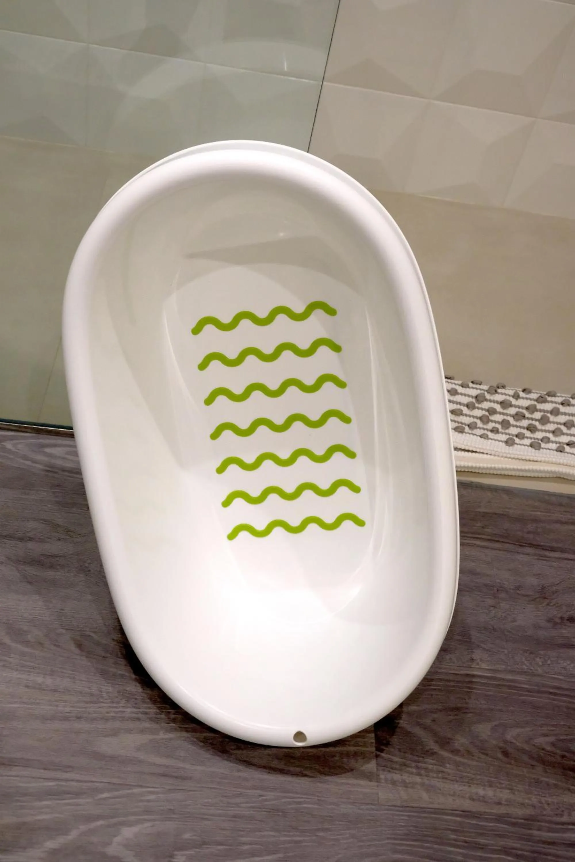 Bathroom in LETHESHOME Apartments