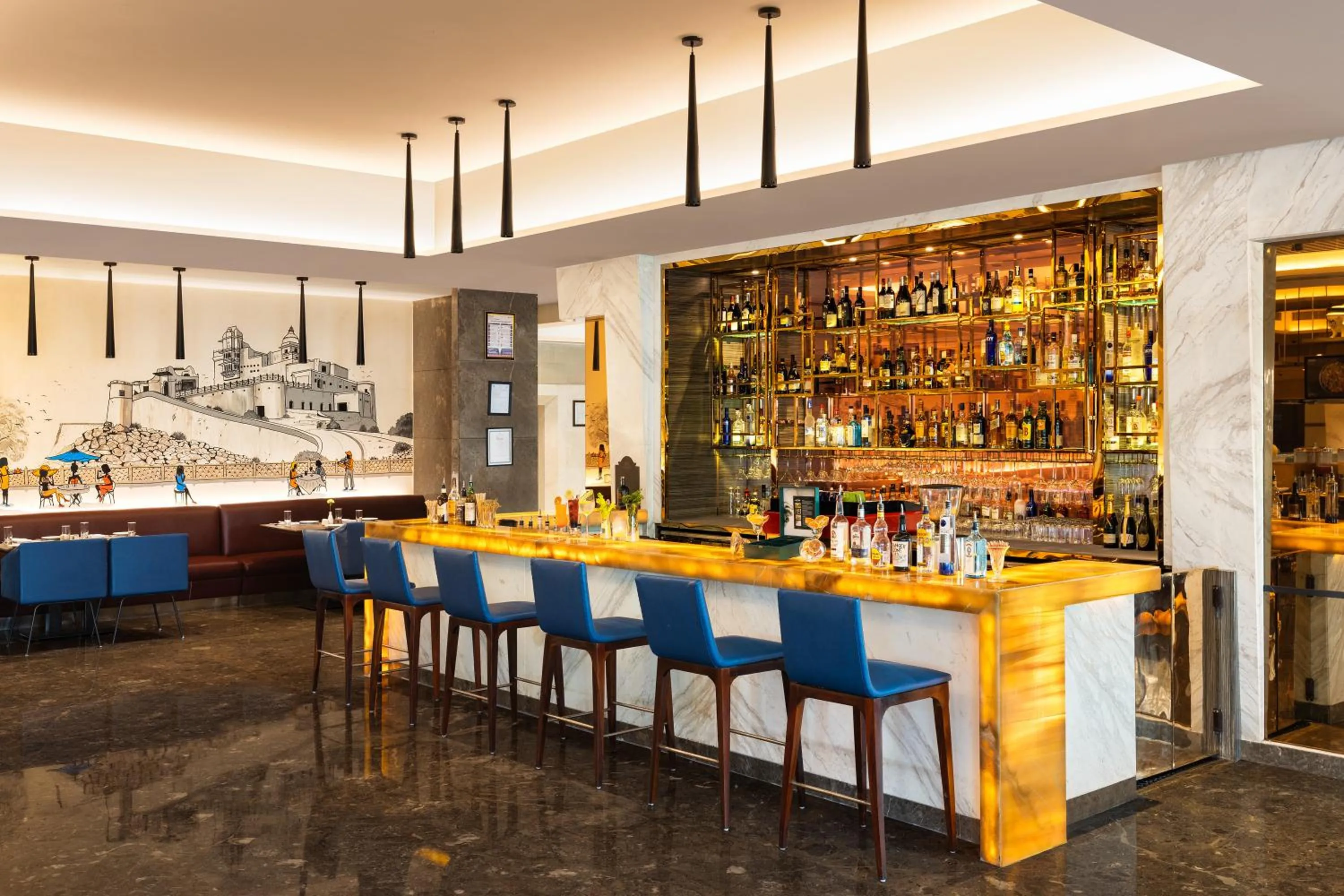 Restaurant/places to eat in Radisson Jaipur City Center