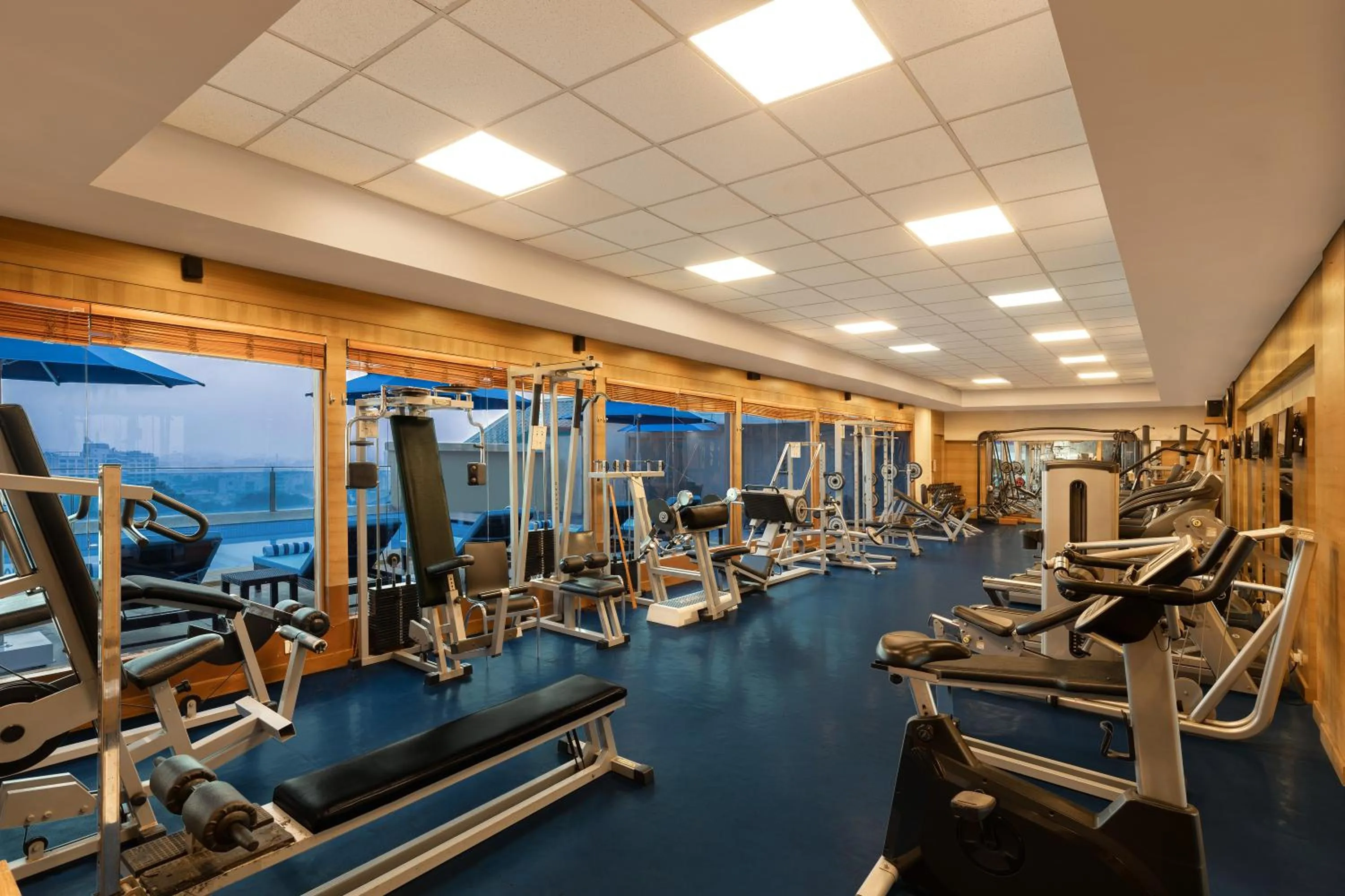 Fitness centre/facilities in Radisson Jaipur City Center