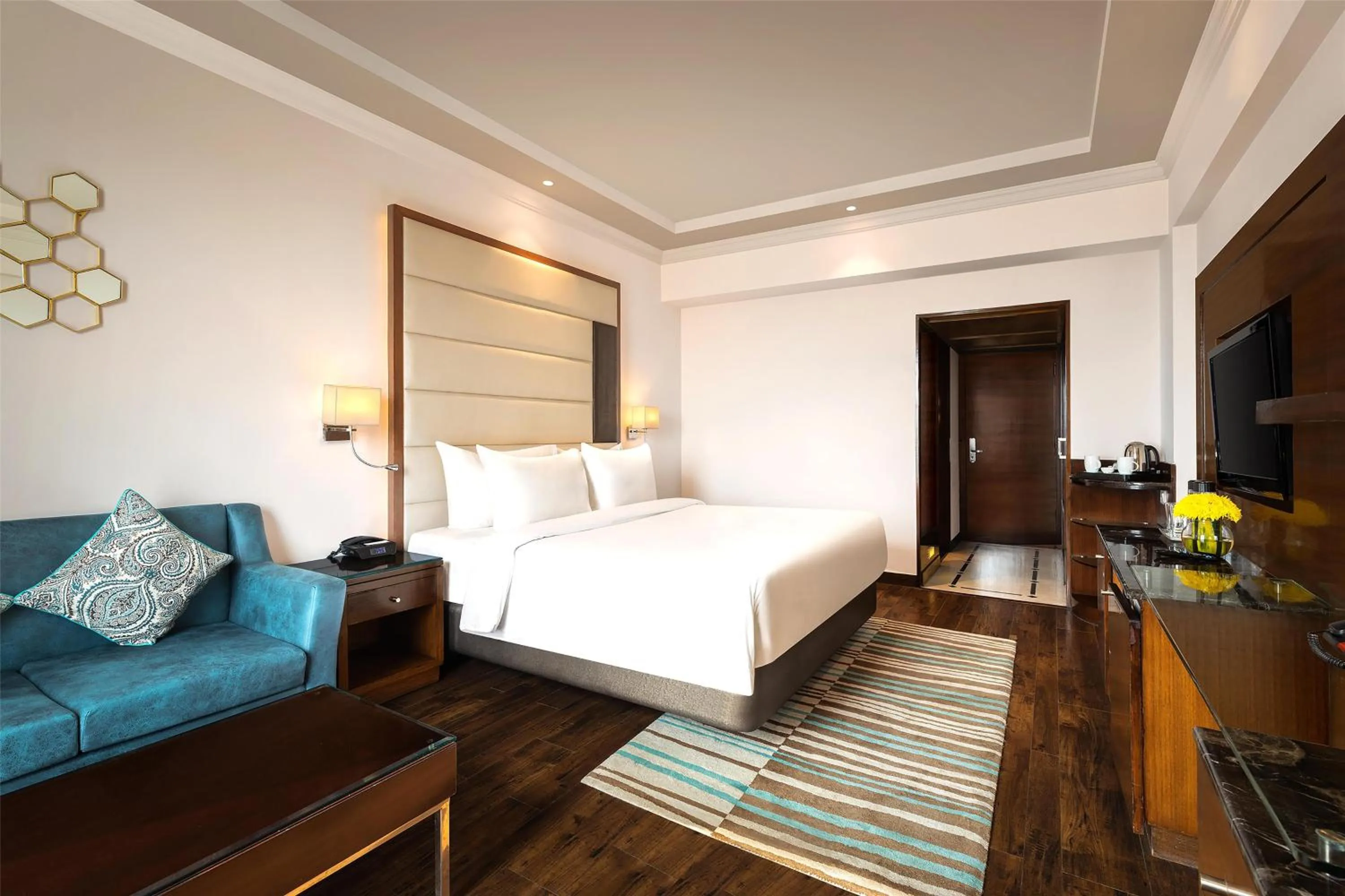 Bedroom, Bed in Radisson Jaipur City Center