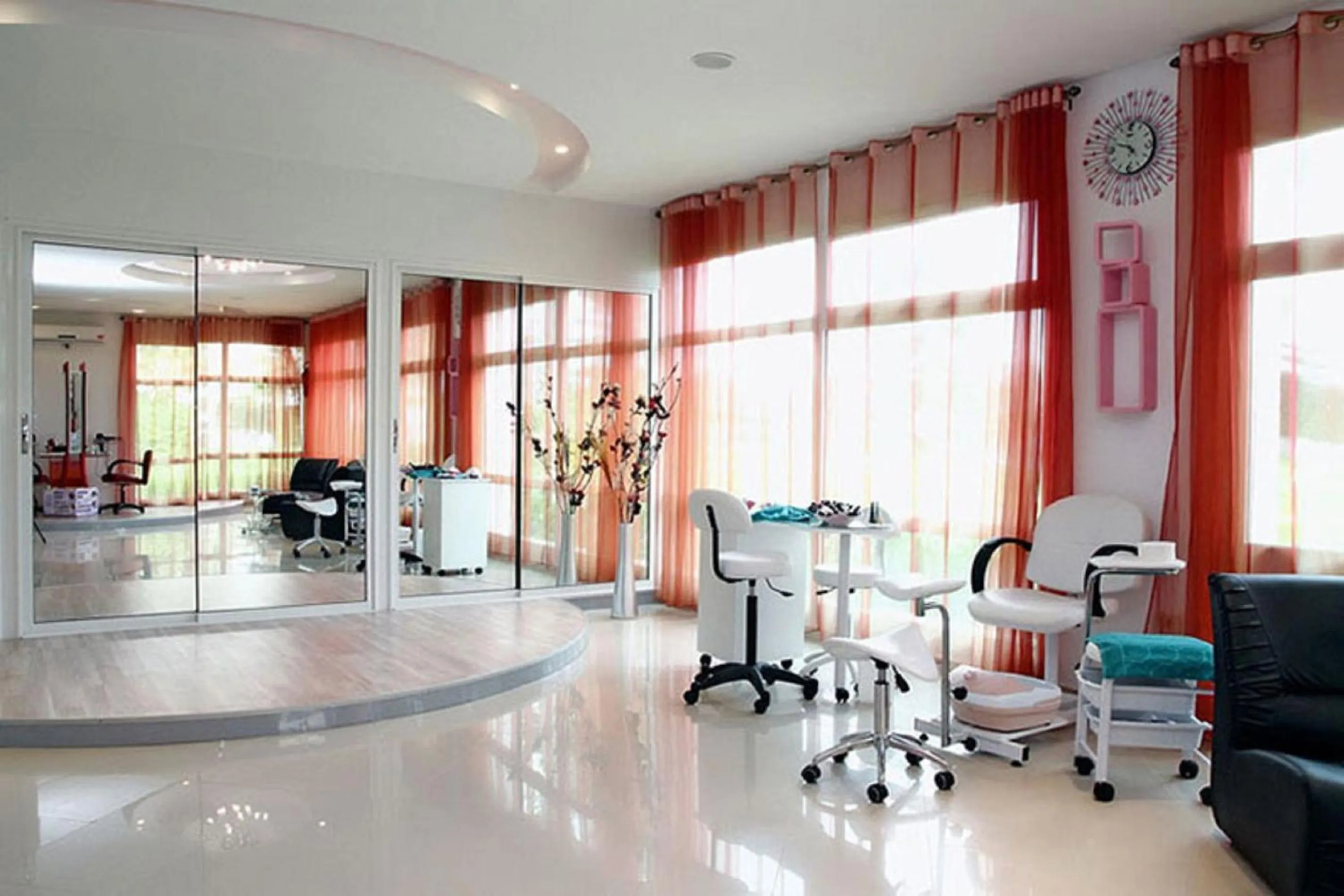 Spa and wellness centre/facilities in Sahara Beach Aquapark Resort