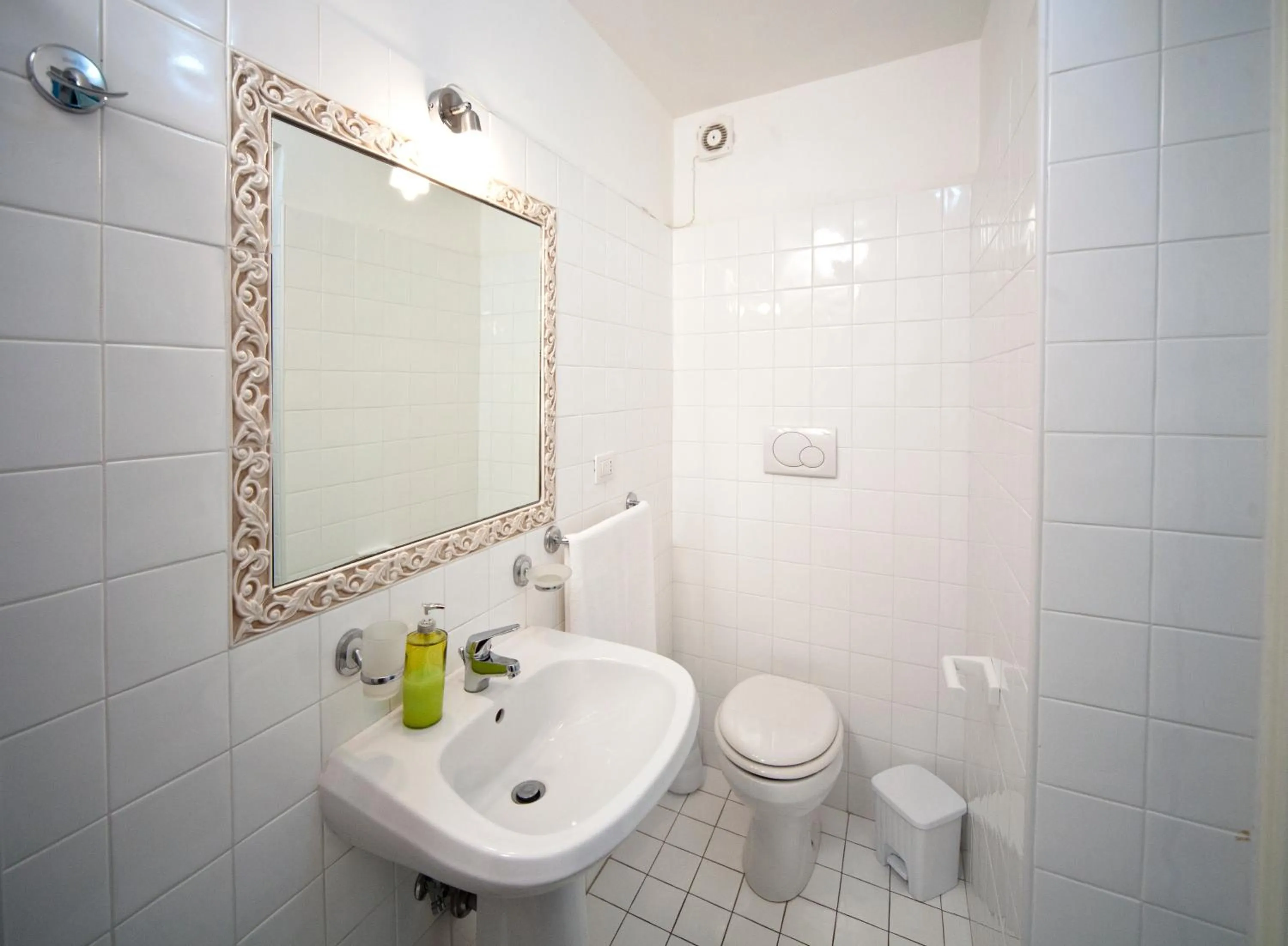 Bathroom in B&B Dimora San Vincenzo