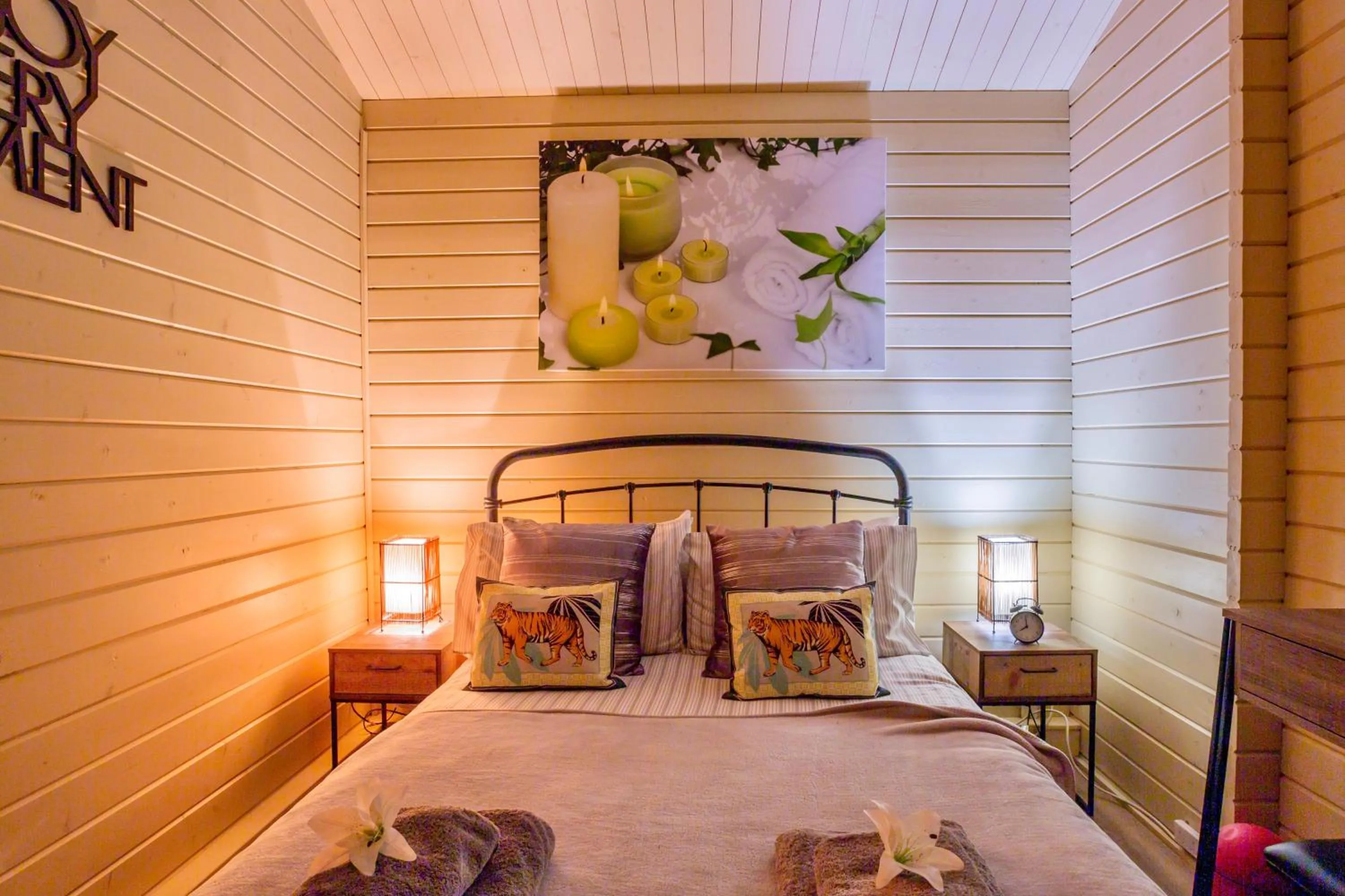 The Retreat Log Cabin
