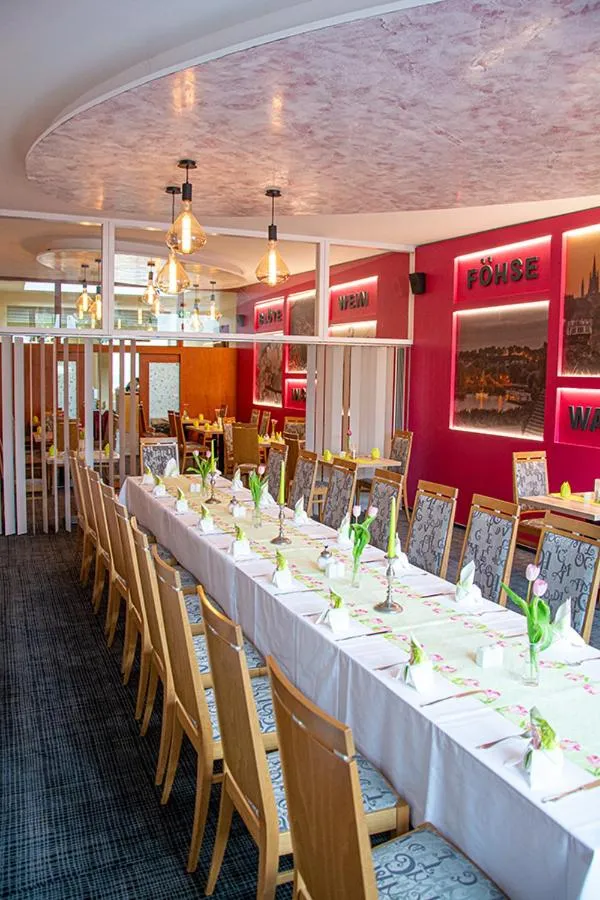 Restaurant/places to eat in Hotel zur Insel