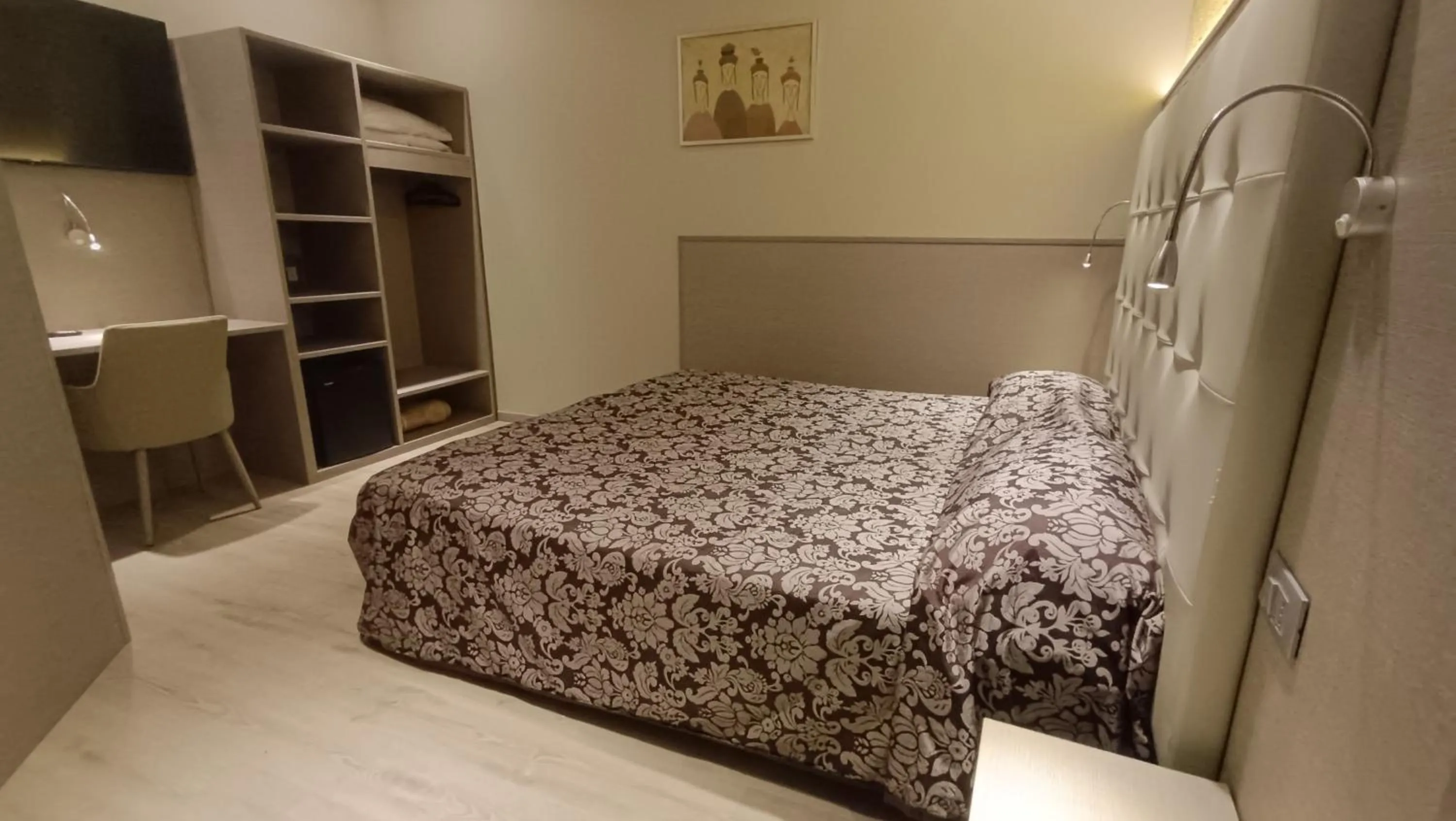 Photo of the whole room, Bed in Hotel Baffo Rosso