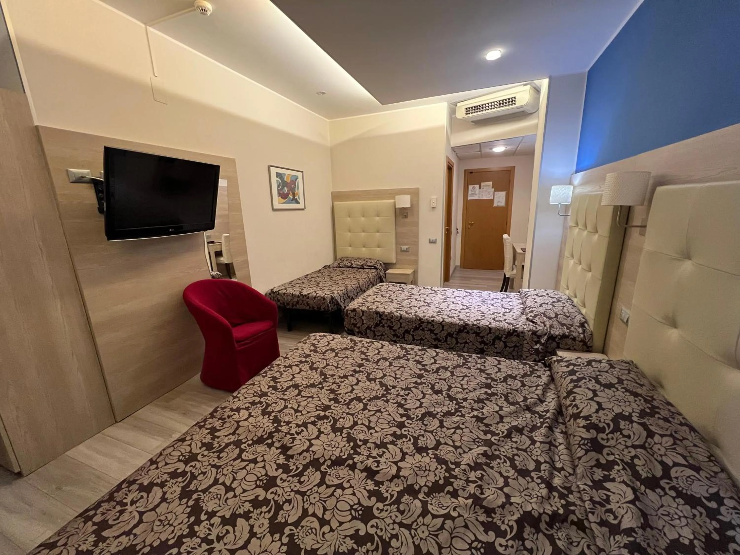 Bed in Hotel Baffo Rosso