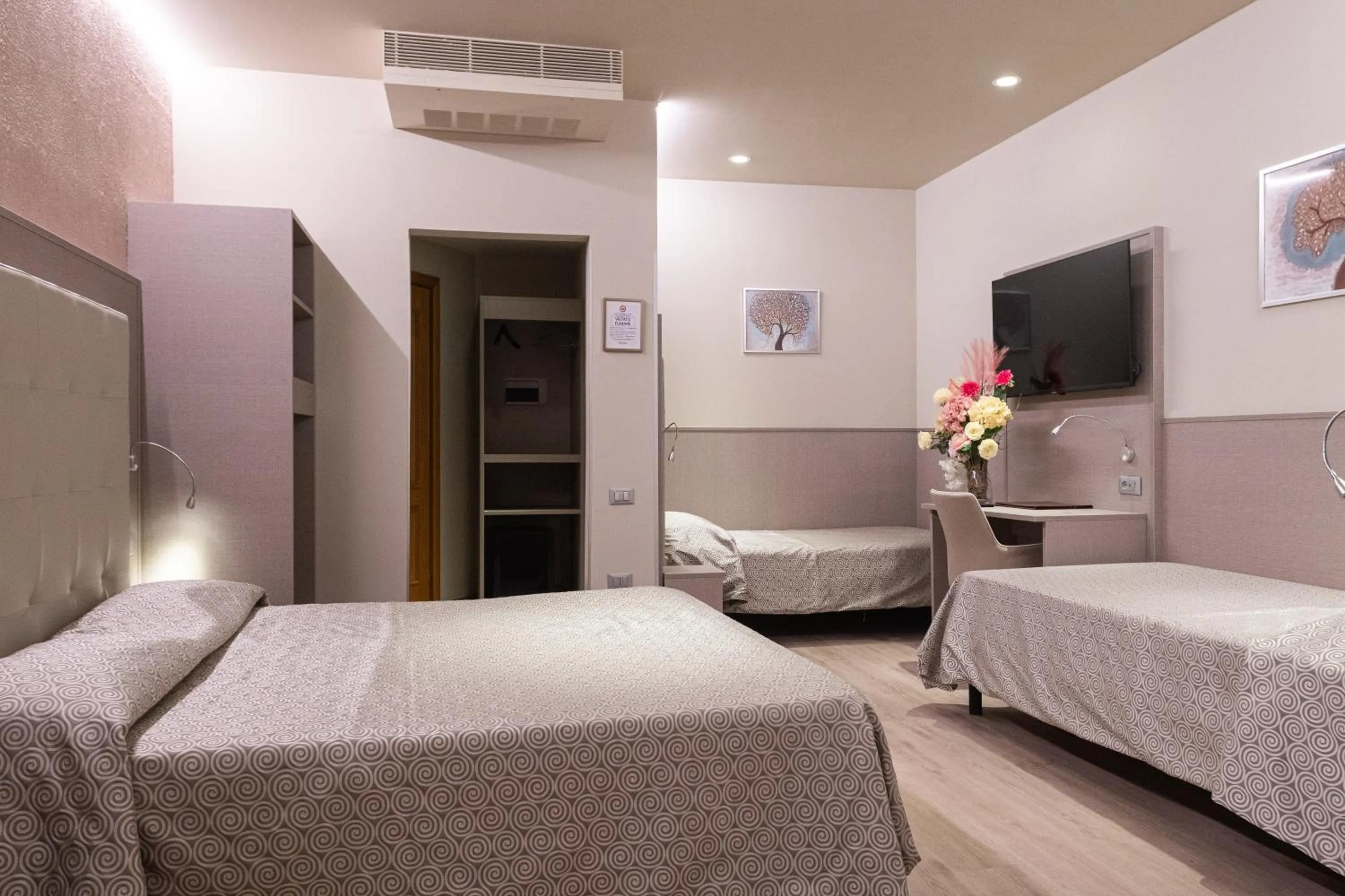 Photo of the whole room, Bed in Hotel Baffo Rosso