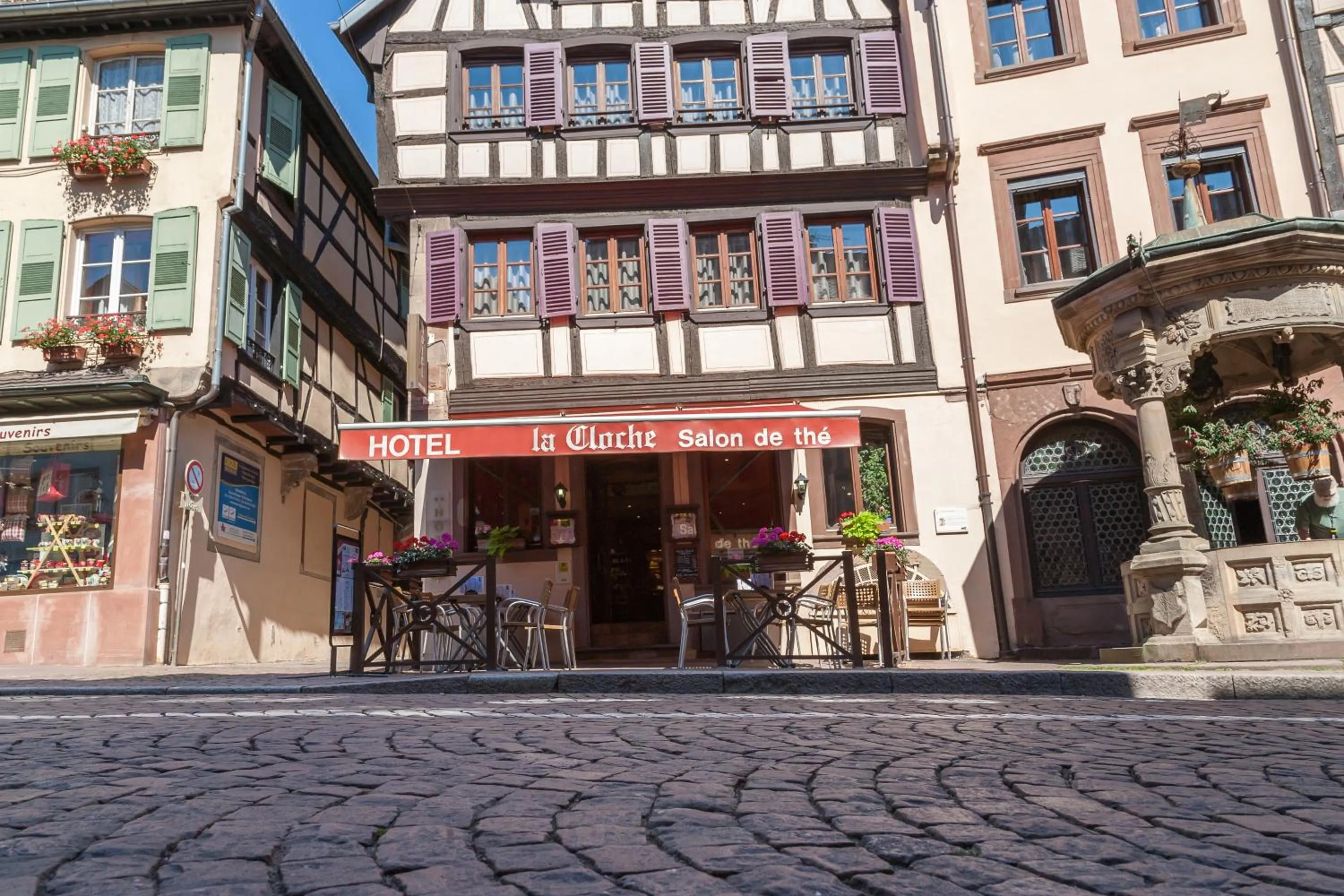 Logis Hôtel De La Cloche