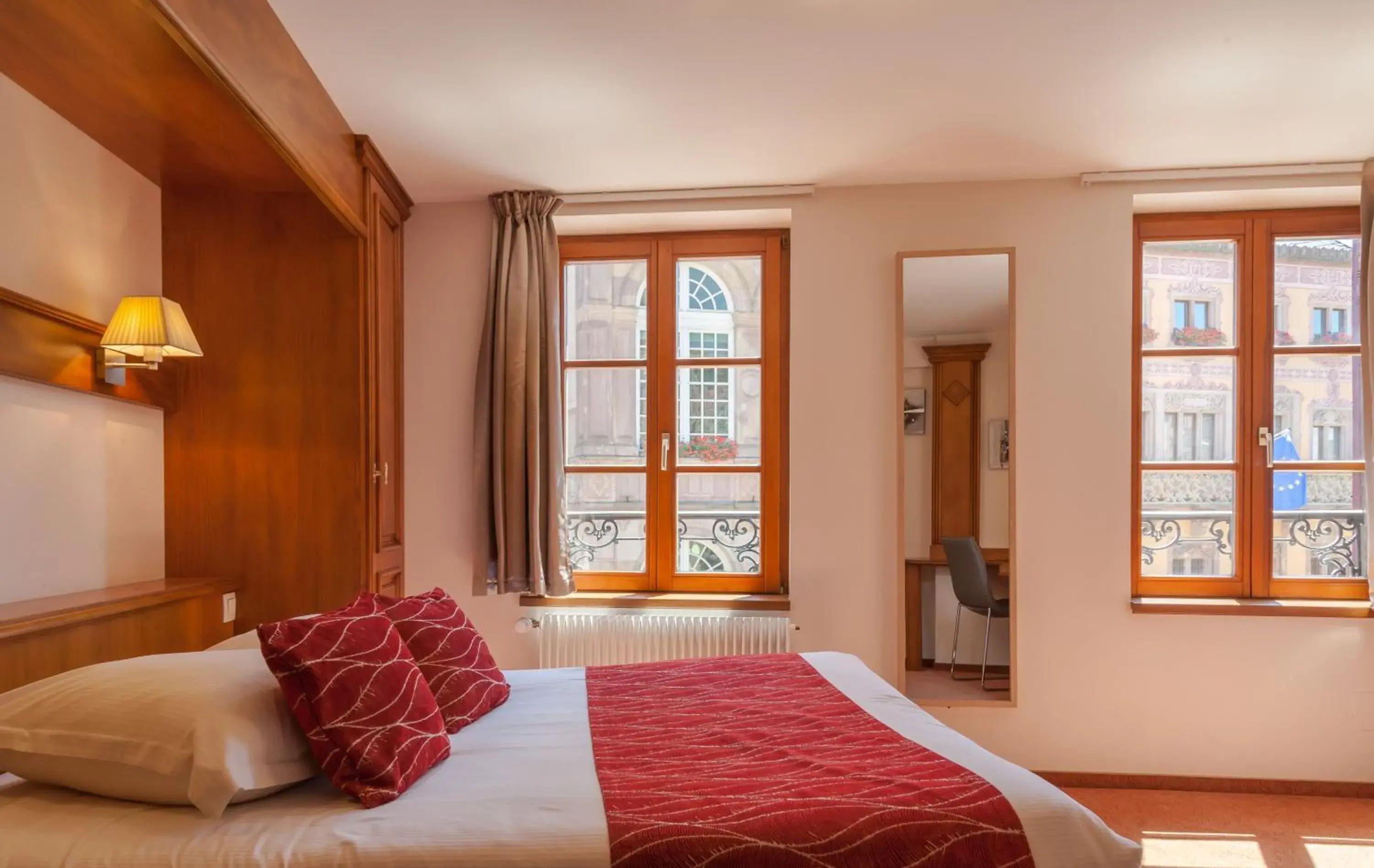 Classic Double Room in Logis Hôtel De La Cloche Classic Double Room in Logis Hôtel De La Cloche