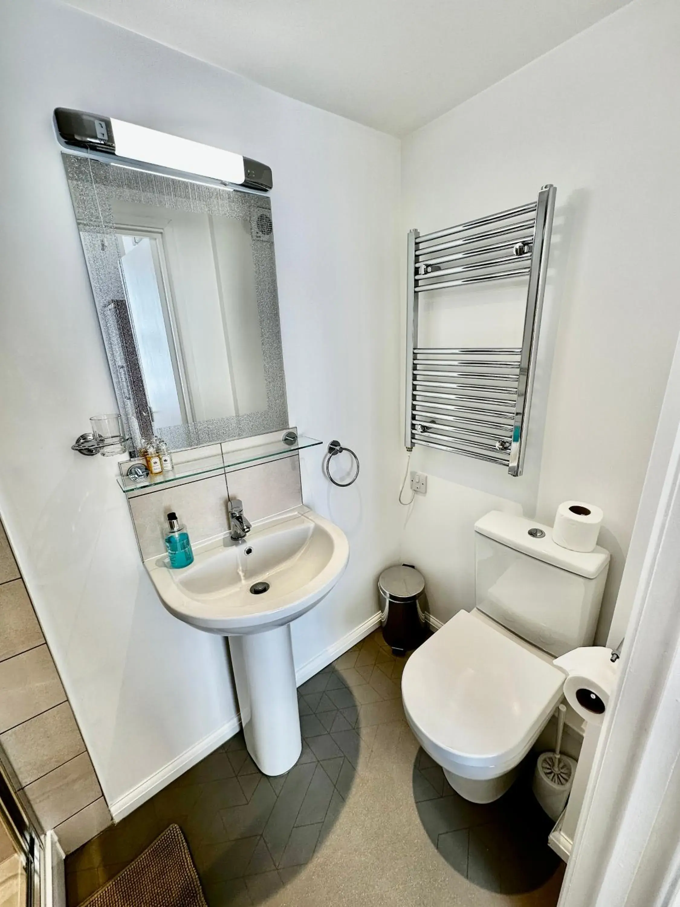 Twin Room in Andorra Guest Accommodation Twin Room in Andorra Guest Accommodation