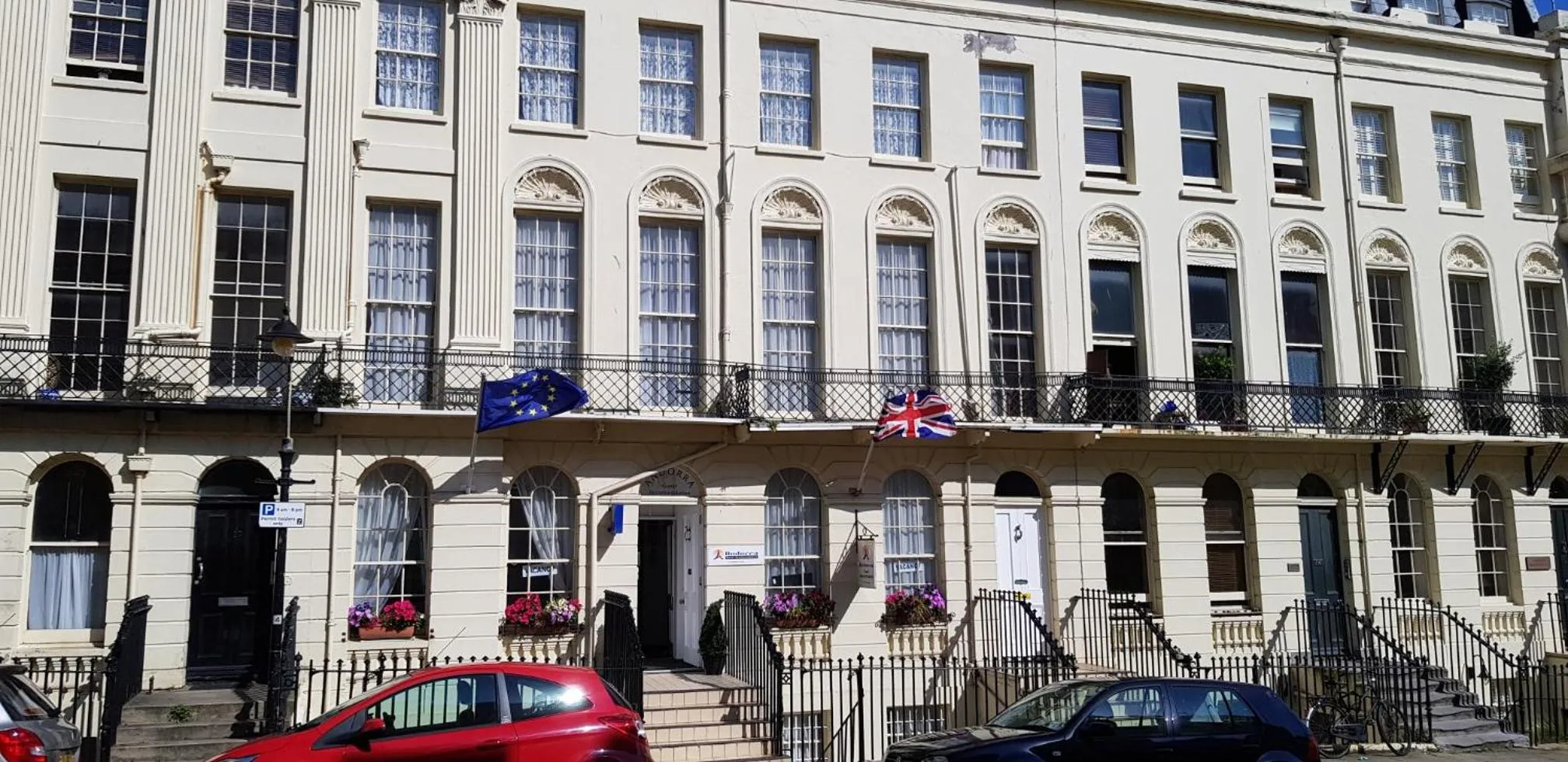 Facade/entrance in Andorra Guest Accommodation
